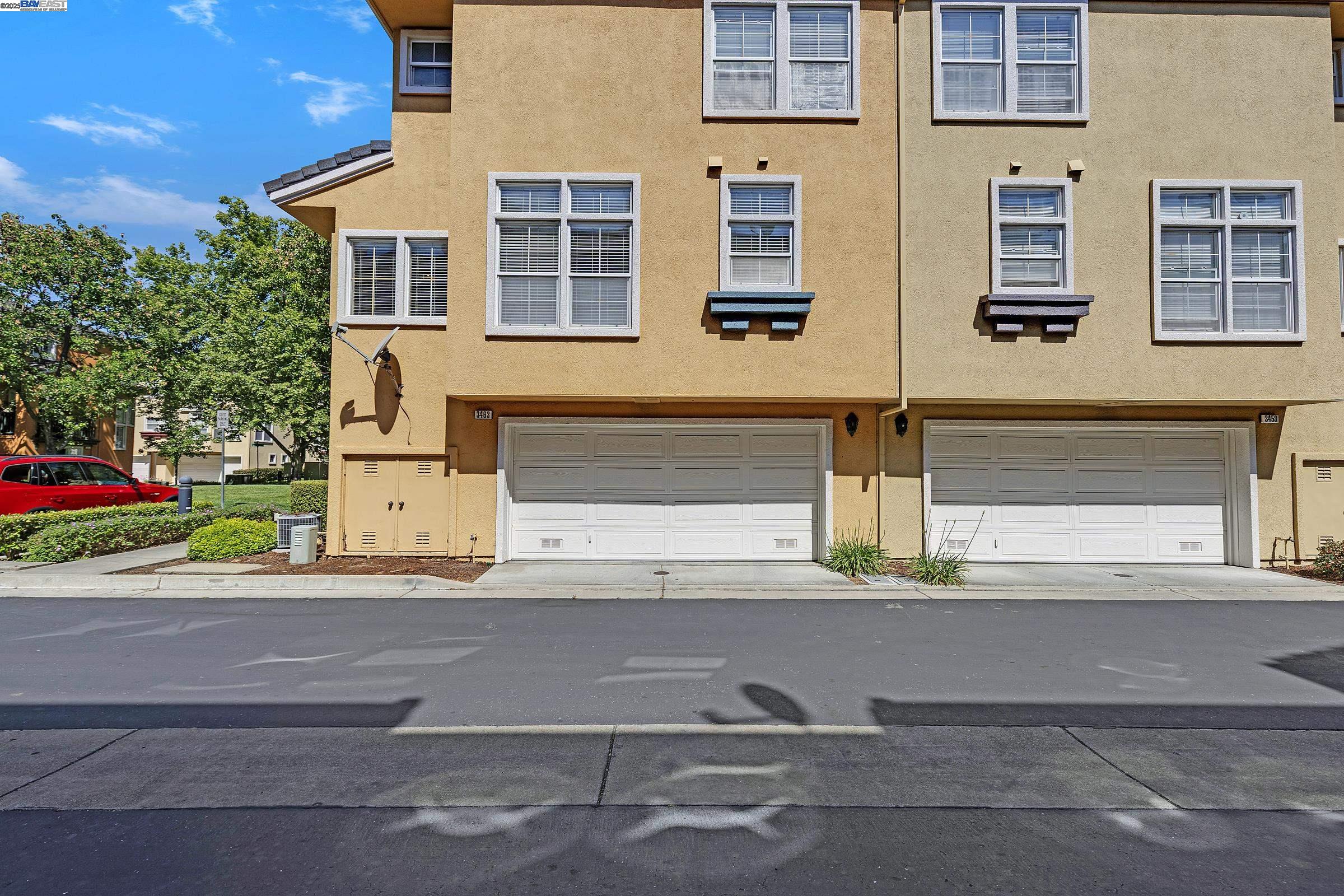 3463 Ellery Cmn, Fremont, California 94538, 2 Bedrooms Bedrooms, 5 Rooms Rooms,2 BathroomsBathrooms,Residential,For Sale,3463 Ellery Cmn,41100152