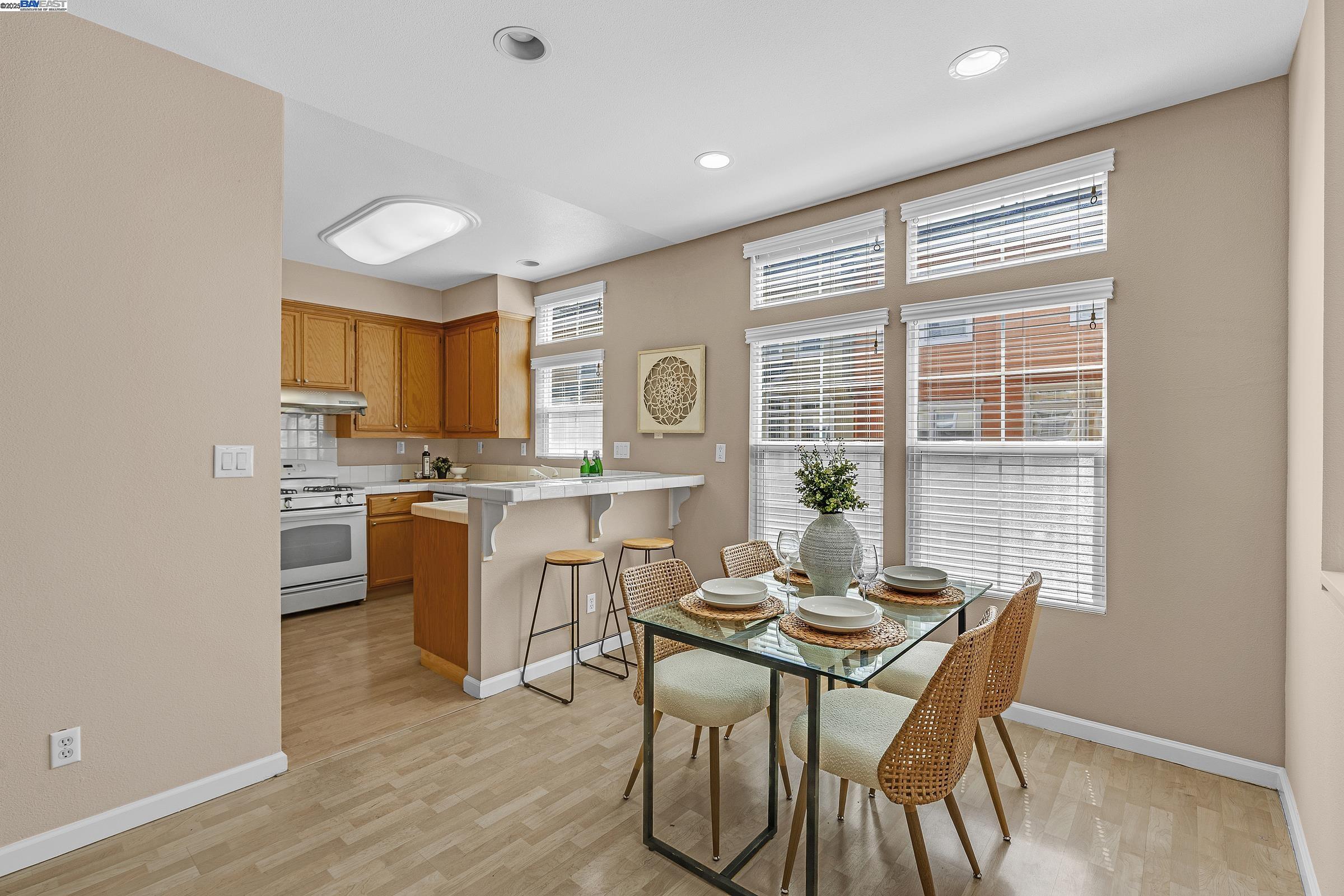 3463 Ellery Cmn, Fremont, California 94538, 2 Bedrooms Bedrooms, 5 Rooms Rooms,2 BathroomsBathrooms,Residential,For Sale,3463 Ellery Cmn,41100152