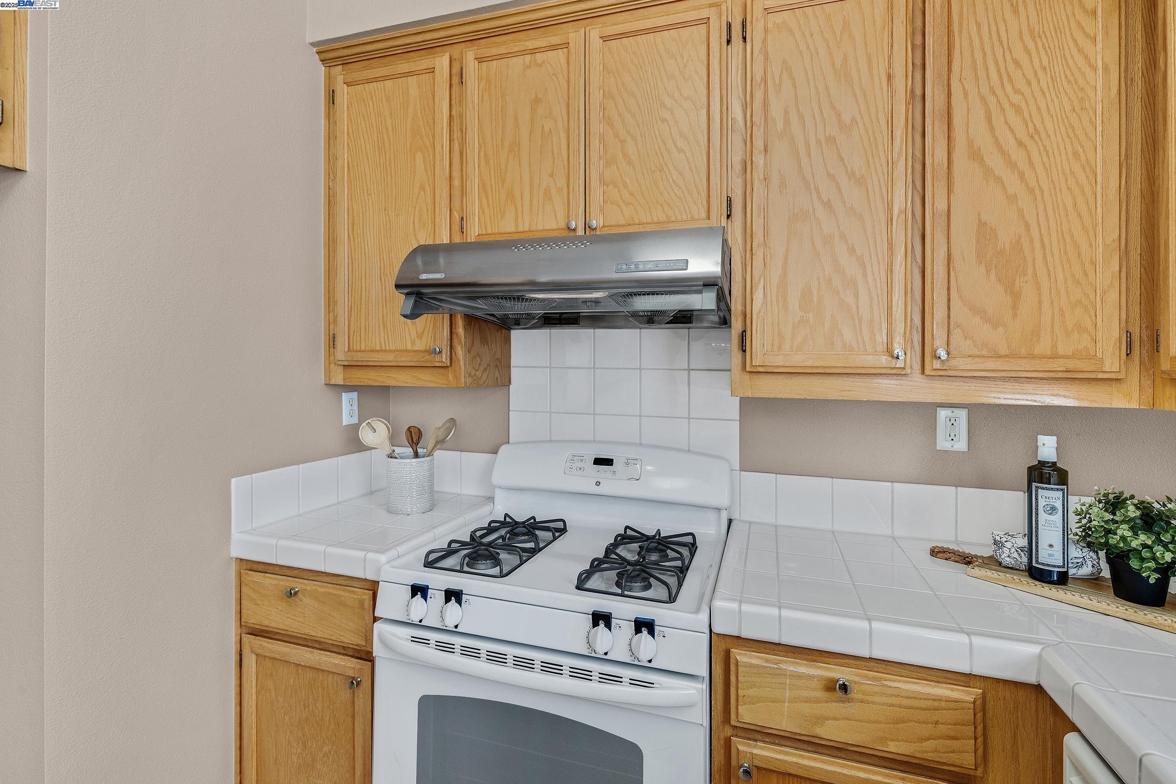 3463 Ellery Cmn, Fremont, California 94538, 2 Bedrooms Bedrooms, 5 Rooms Rooms,2 BathroomsBathrooms,Residential,For Sale,3463 Ellery Cmn,41100152