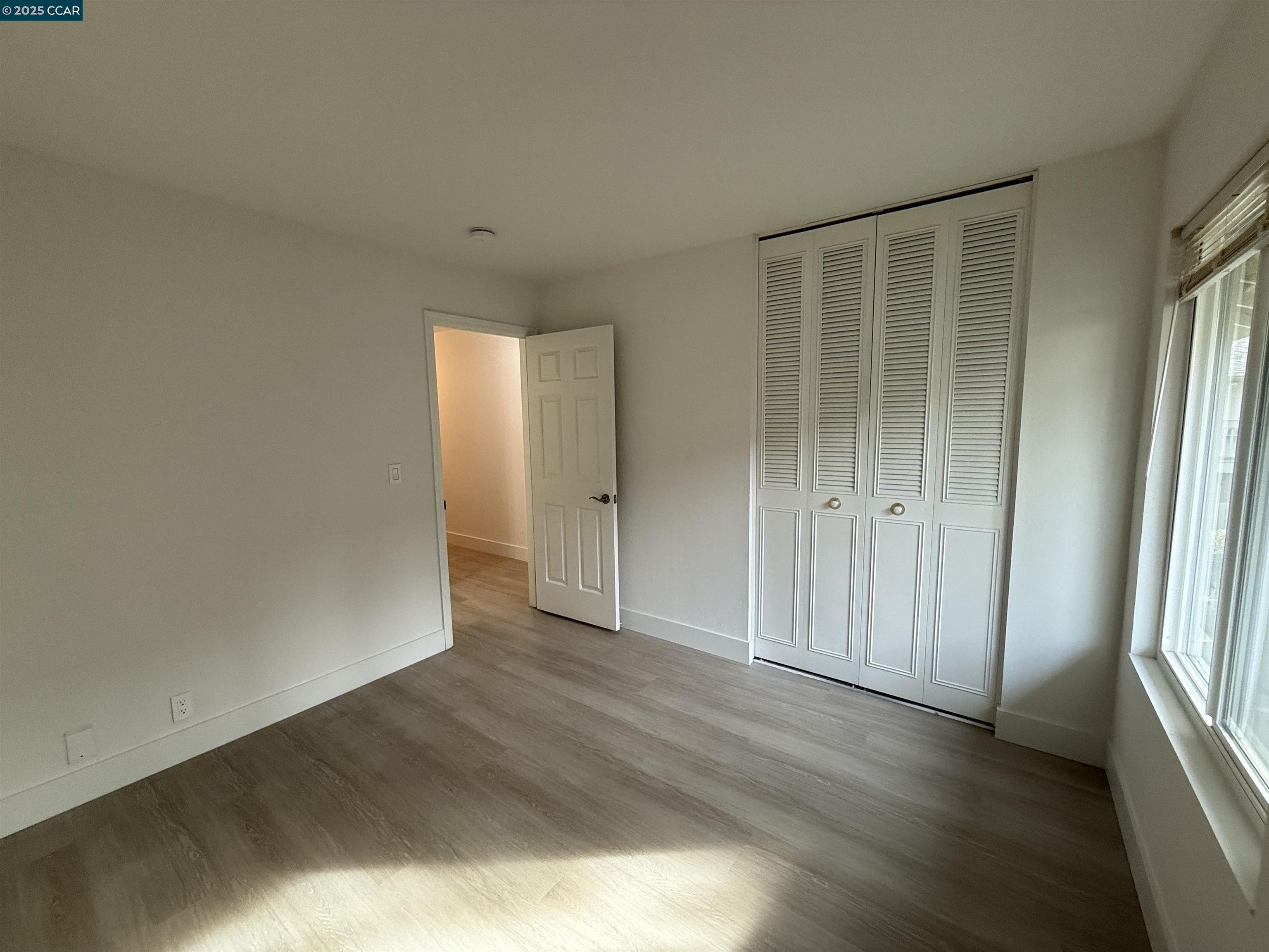 Detail Gallery Image 12 of 14 For 2564 Walnut Blvd #108,  Walnut Creek,  CA 94596 - 2 Beds | 2 Baths