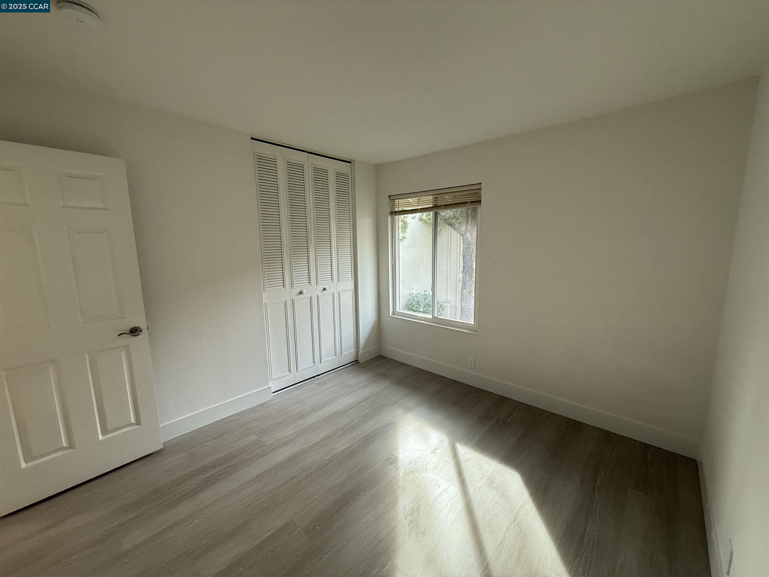 Detail Gallery Image 13 of 14 For 2564 Walnut Blvd #108,  Walnut Creek,  CA 94596 - 2 Beds | 2 Baths