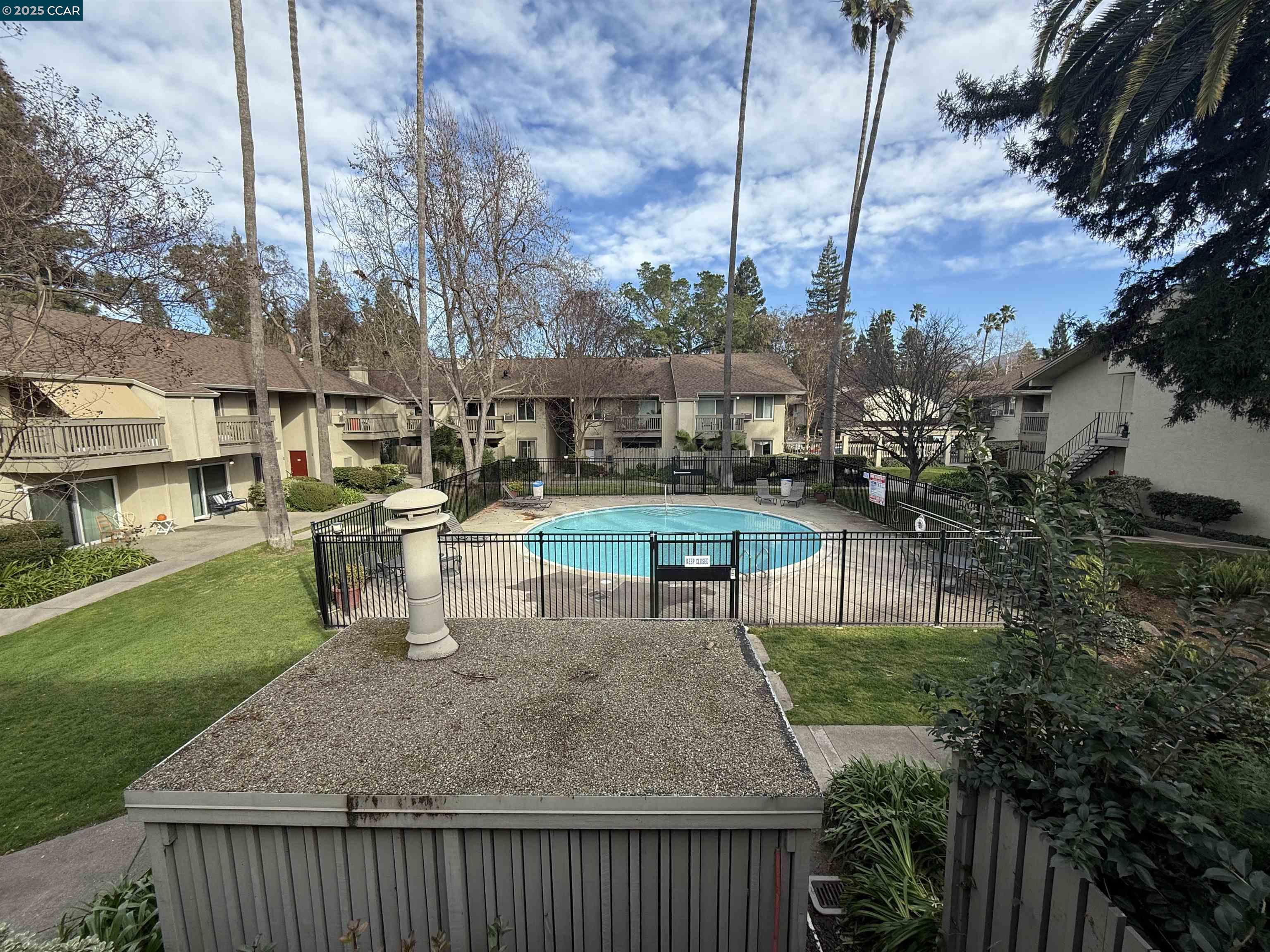 Detail Gallery Image 6 of 14 For 2564 Walnut Blvd #108,  Walnut Creek,  CA 94596 - 2 Beds | 2 Baths
