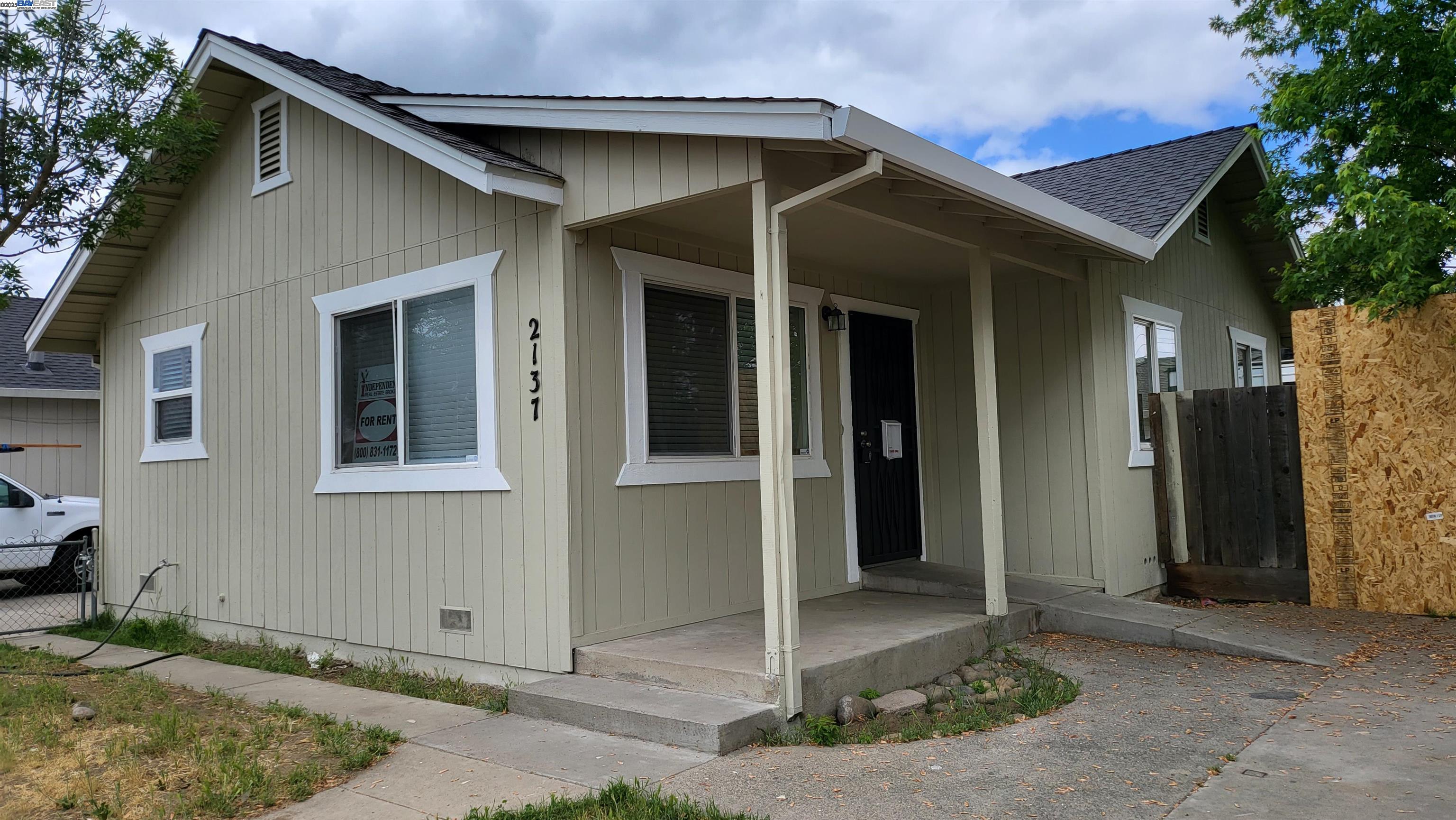 Detail Gallery Image 7 of 17 For 2137 Whitcomb Way, Modesto,  CA 95350 - – Beds | – Baths