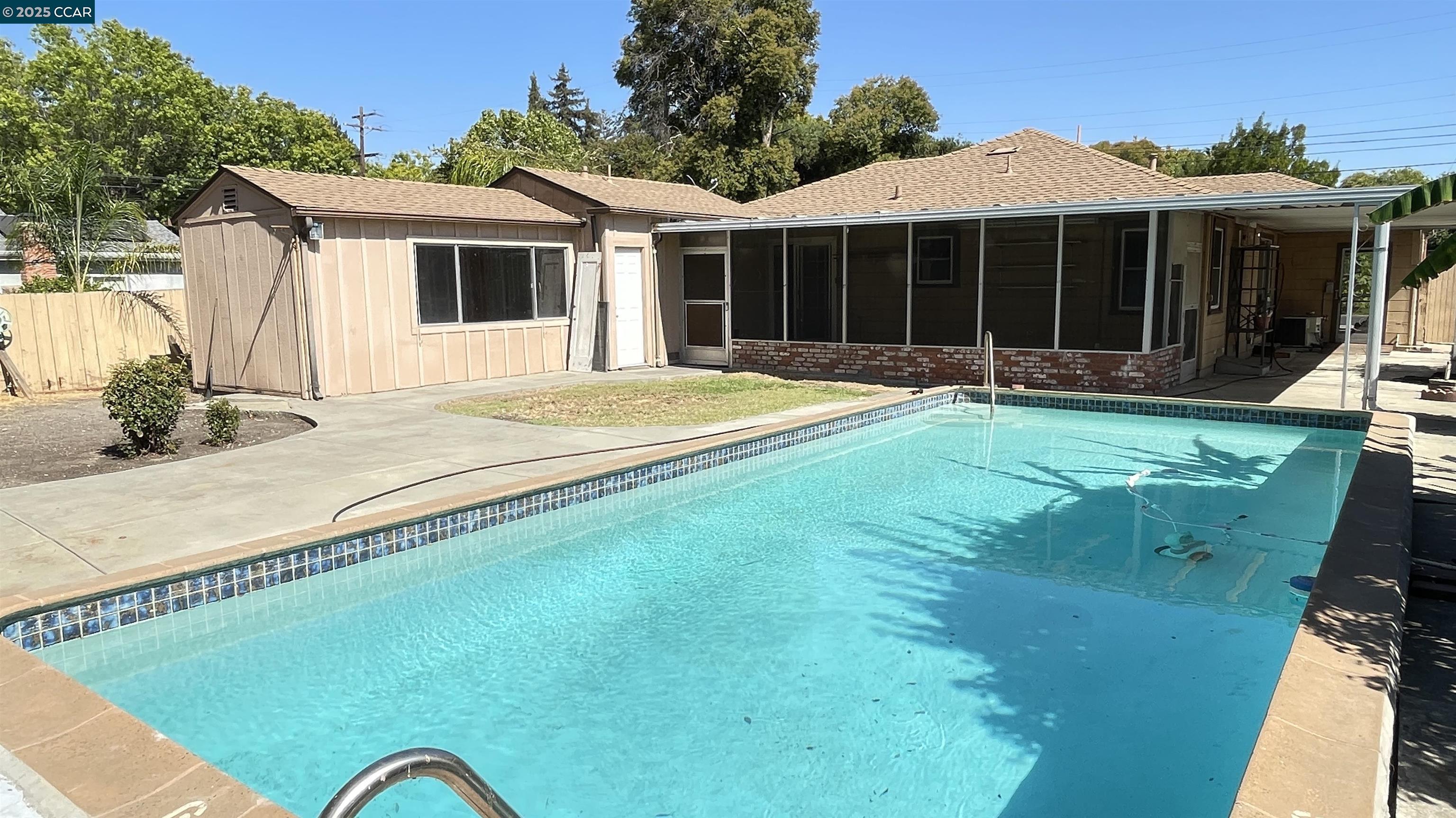 Detail Gallery Image 19 of 22 For 3655 Granzotto Dr, Concord,  CA 94519 - 3 Beds | 2 Baths