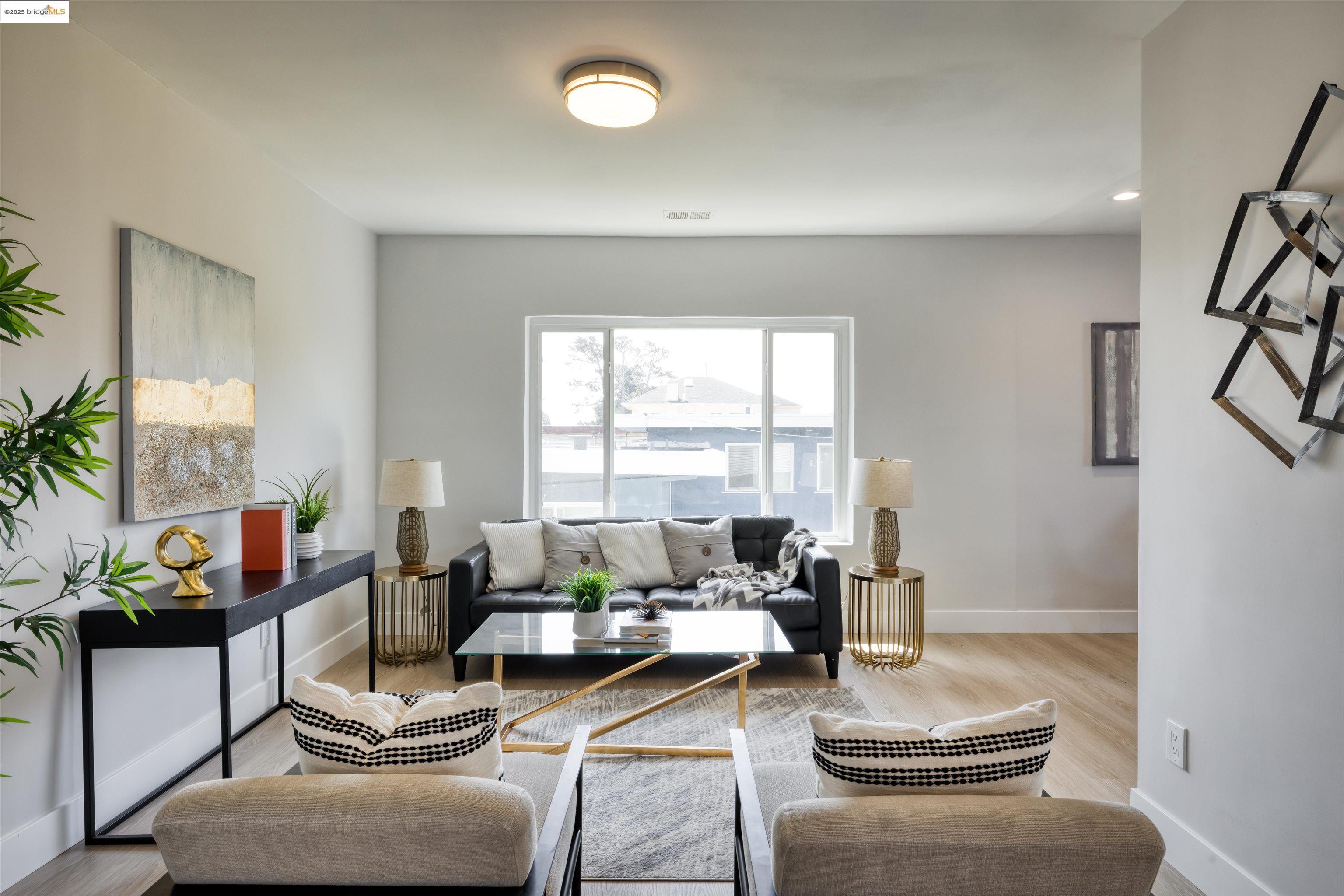 Detail Gallery Image 28 of 32 For 2914 Stanton St, Berkeley,  CA 94702 - – Beds | – Baths