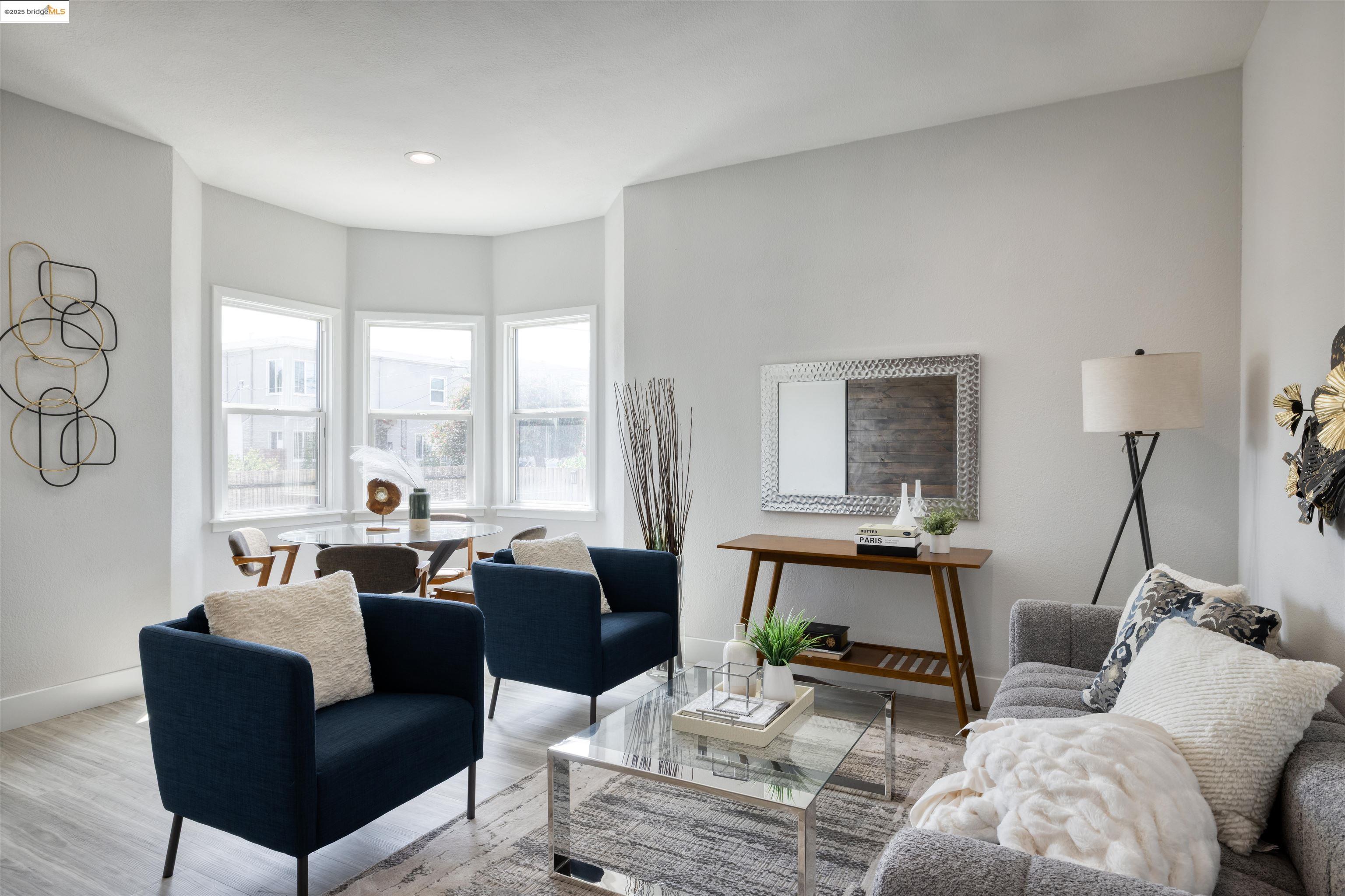 Detail Gallery Image 7 of 32 For 2914 Stanton St, Berkeley,  CA 94702 - – Beds | – Baths