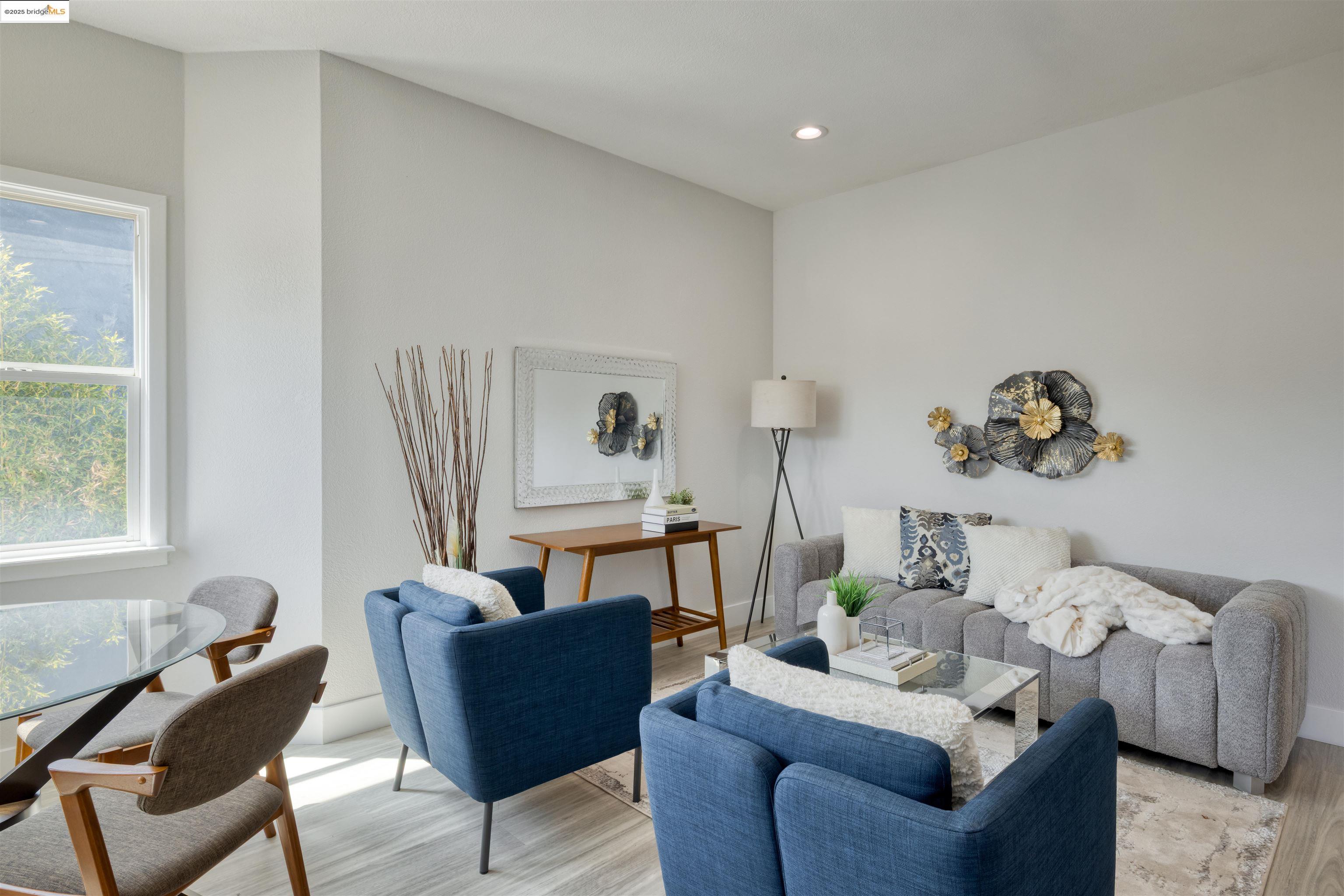 Detail Gallery Image 8 of 32 For 2914 Stanton St, Berkeley,  CA 94702 - – Beds | – Baths