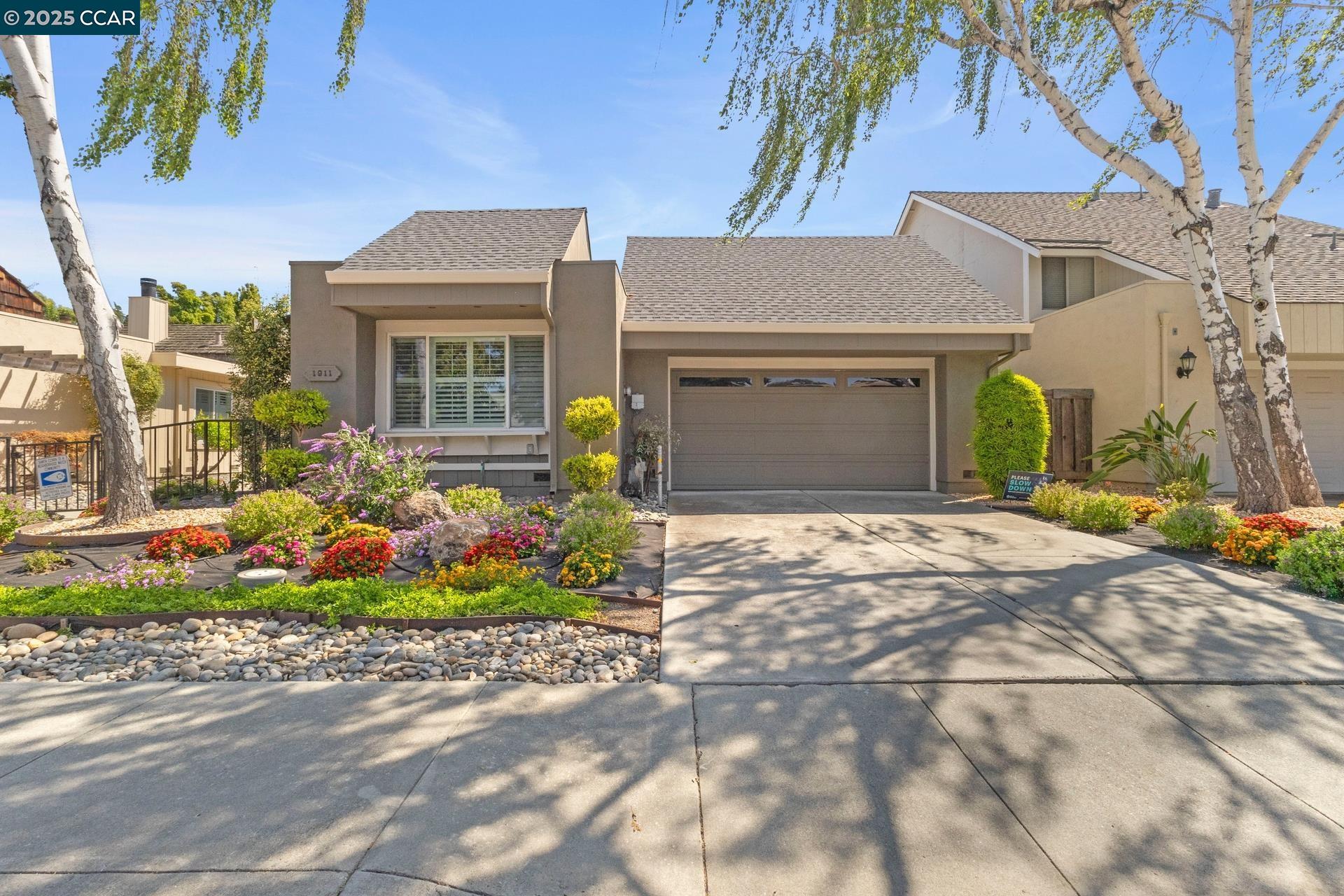 Detail Gallery Image 1 of 1 For 1911 Morse St, Santa Clara,  CA 95050 - 3 Beds | 2 Baths