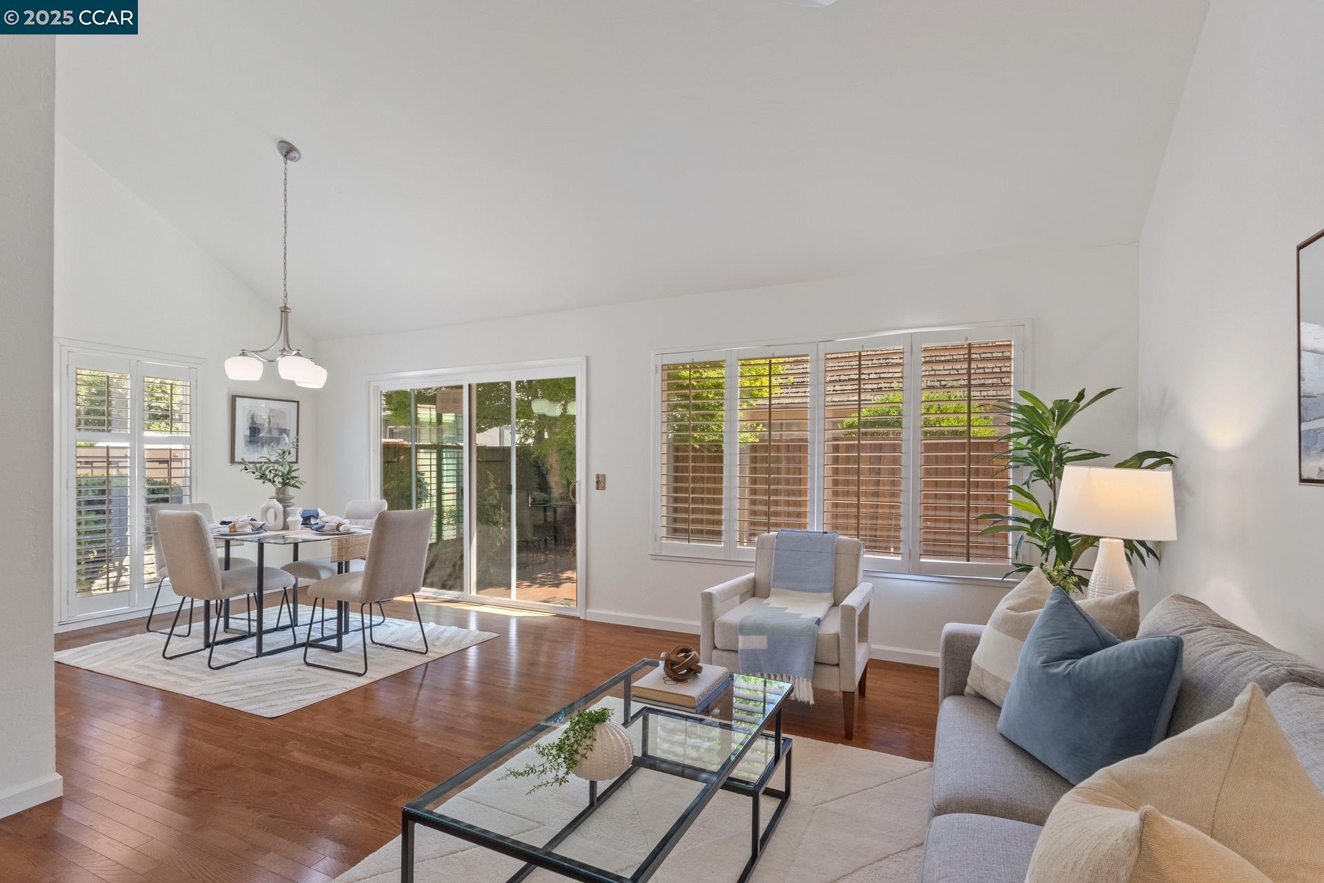 Detail Gallery Image 8 of 29 For 1911 Morse St, Santa Clara,  CA 95050 - 3 Beds | 2 Baths