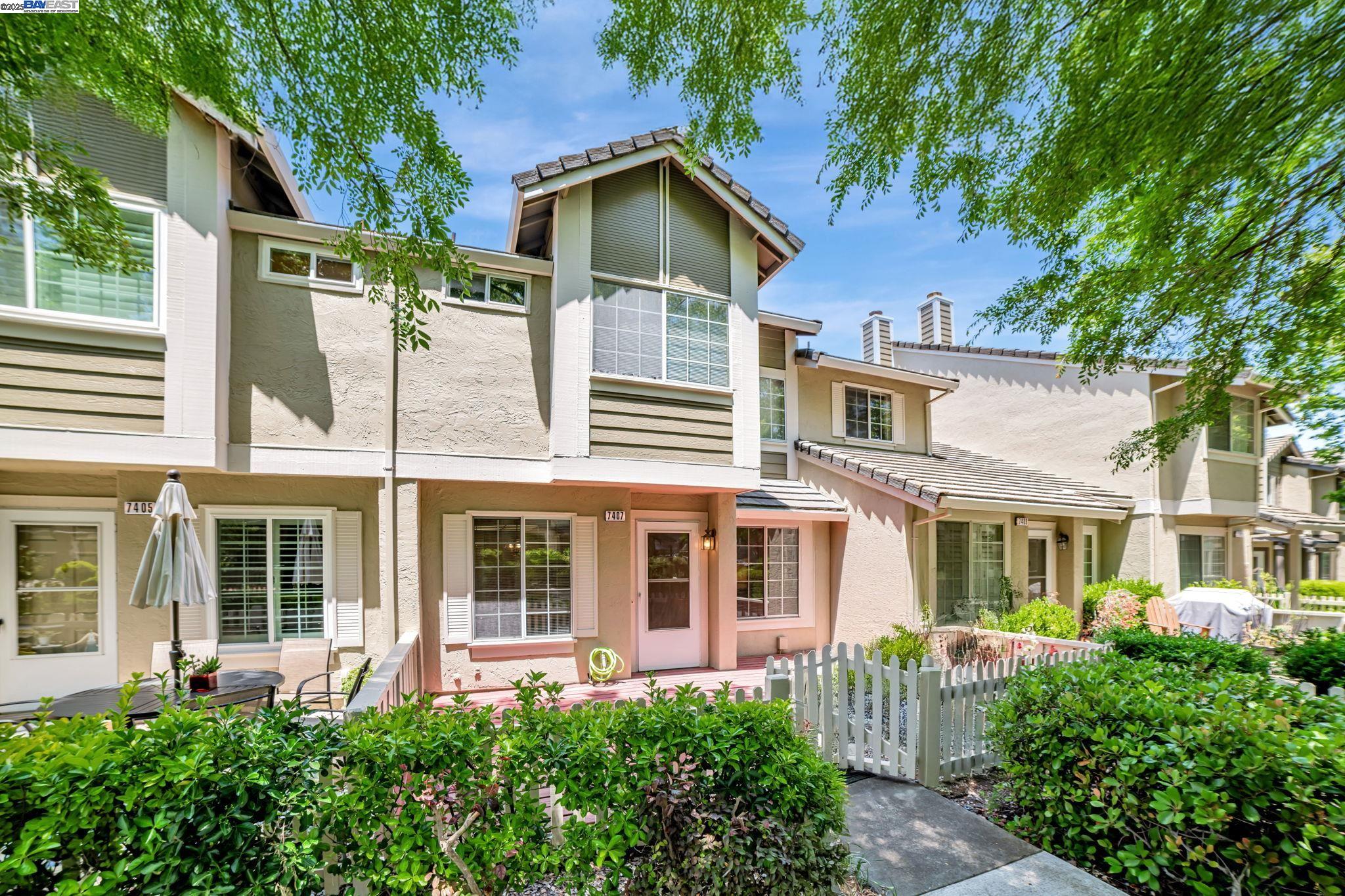 Photo #3: 41100205 Listing 