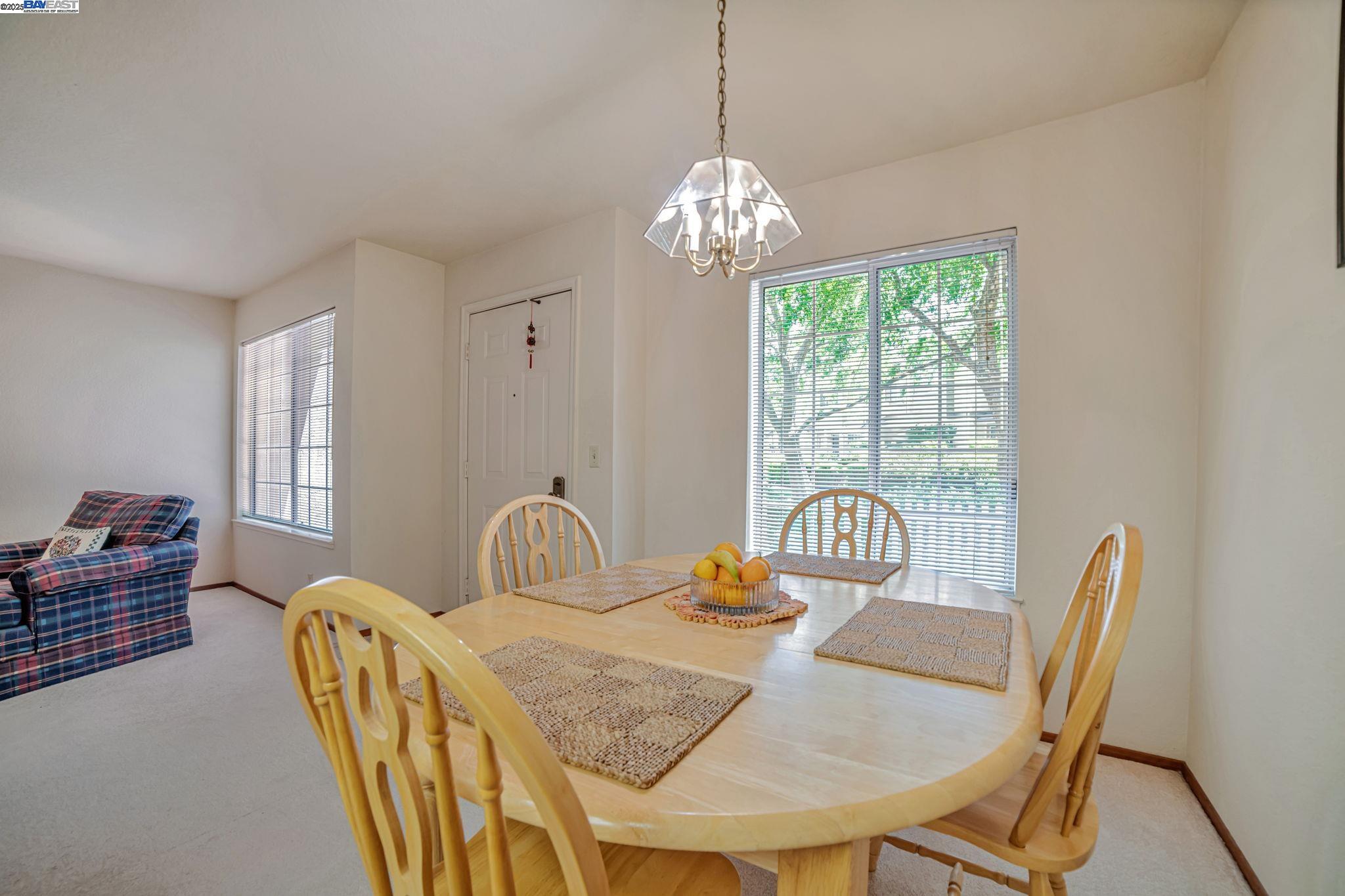 Photo #6: 41100205 Listing 