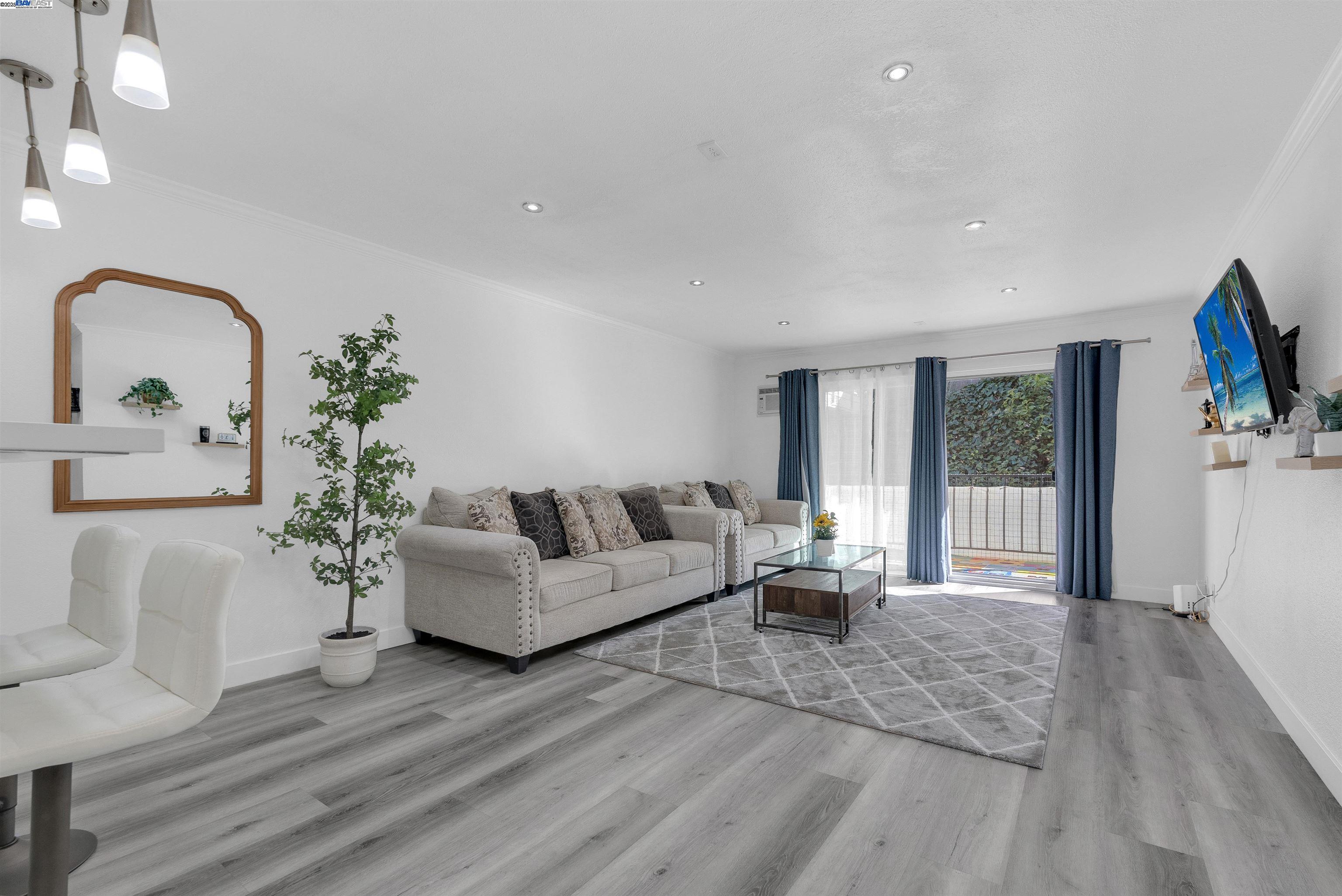 MLS: 41100206 Condo For Sale