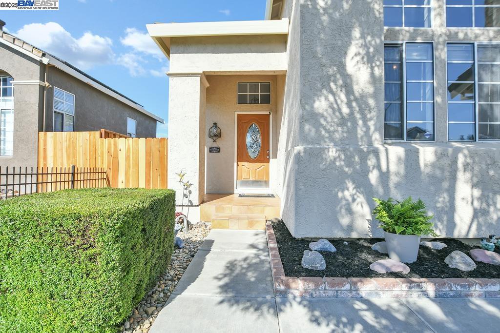 Detail Gallery Image 8 of 37 For 2218 Newport Ct., Discovery Bay,  CA 94505 - 4 Beds | 3 Baths