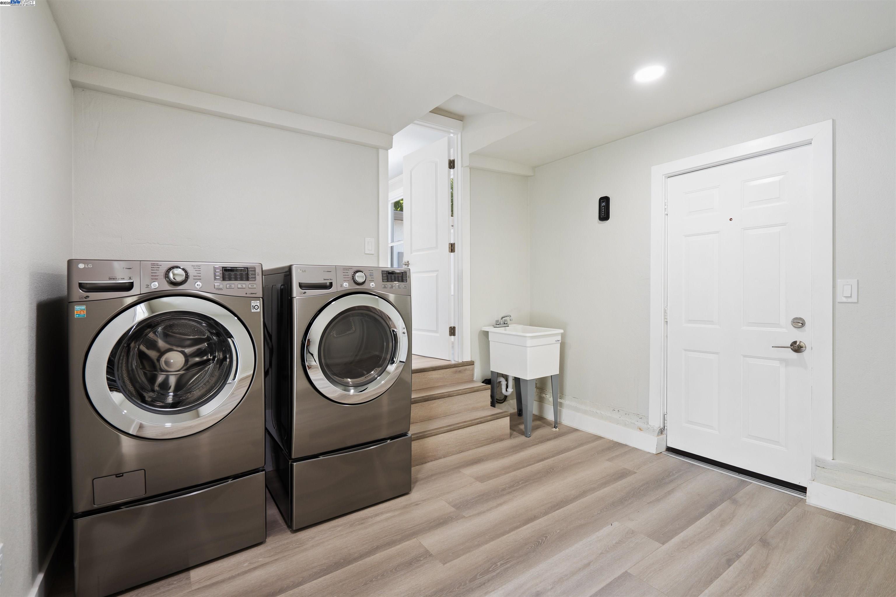 Detail Gallery Image 24 of 30 For 2809 Avalon Dr, Sacramento,  CA 95821 - 3 Beds | 1 Baths