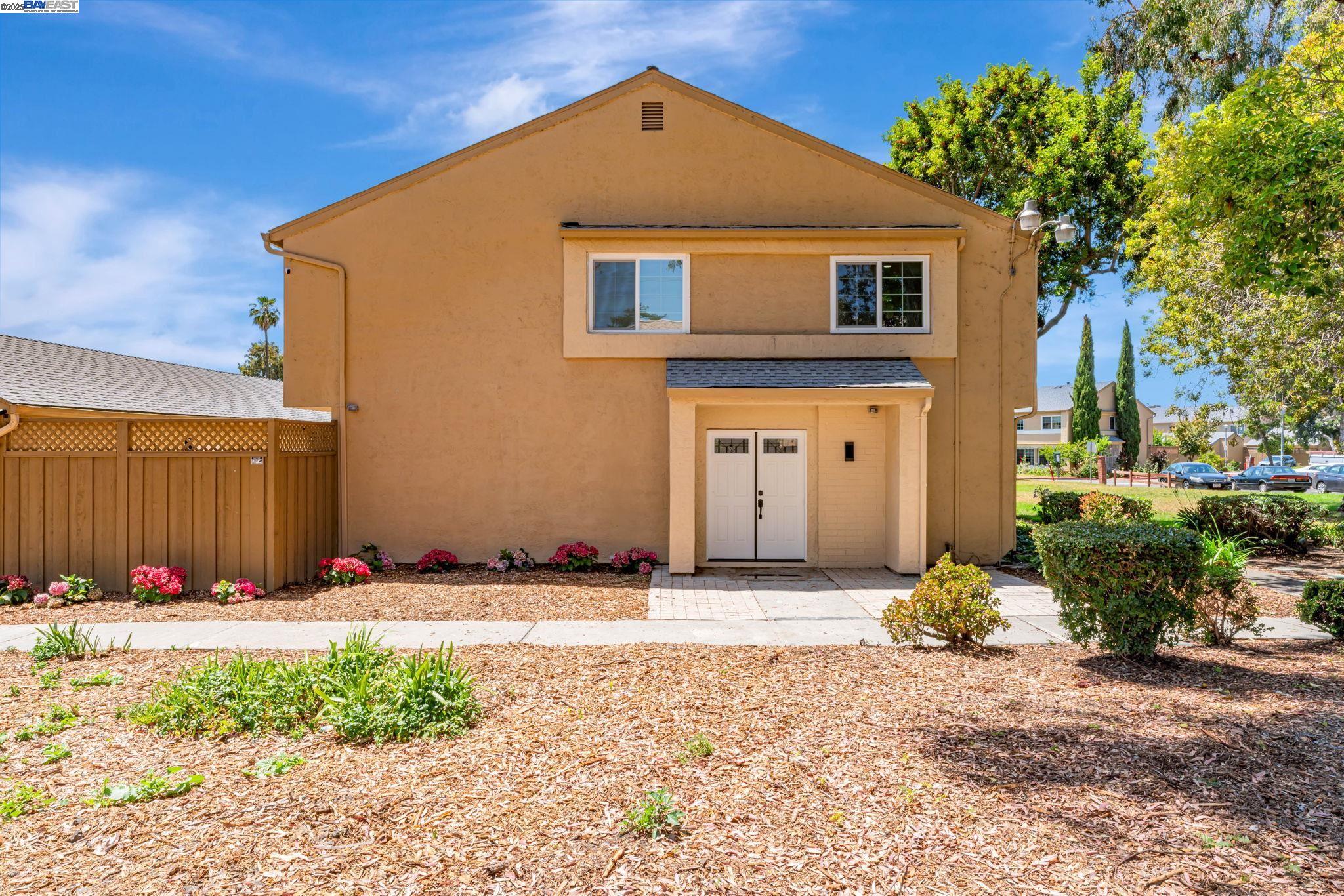 More Details about MLS # 41100222 : 4101 POLARIS AVE