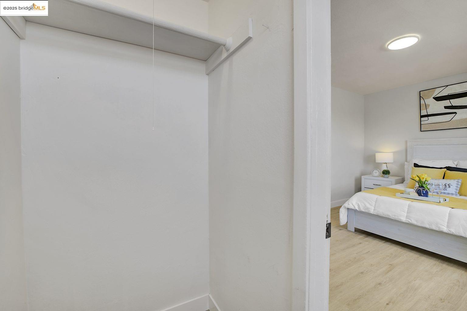 Detail Gallery Image 12 of 46 For 319 S 37th St, Richmond,  CA 94804 - 4 Beds | 2 Baths