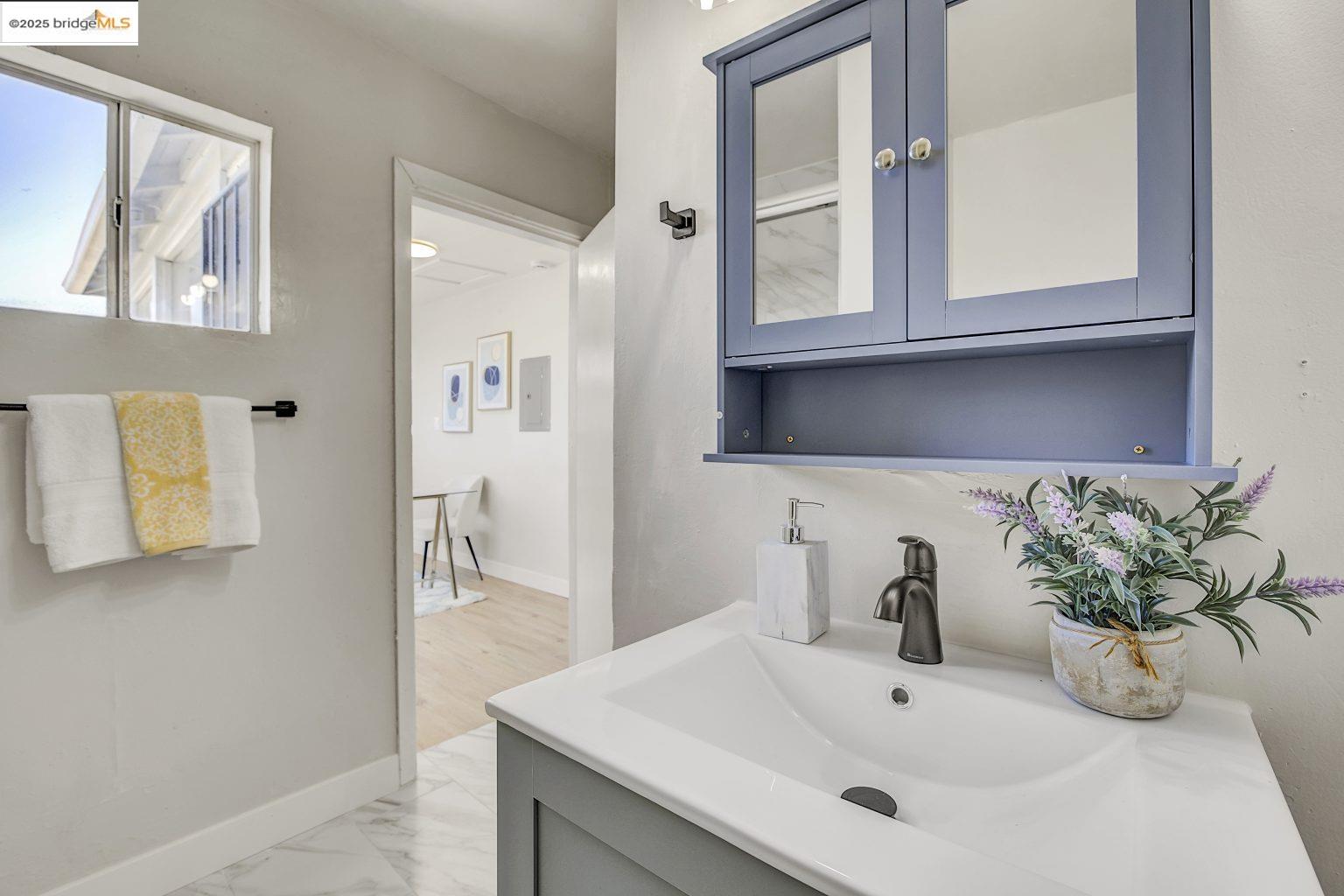 Detail Gallery Image 23 of 46 For 319 S 37th St, Richmond,  CA 94804 - 4 Beds | 2 Baths