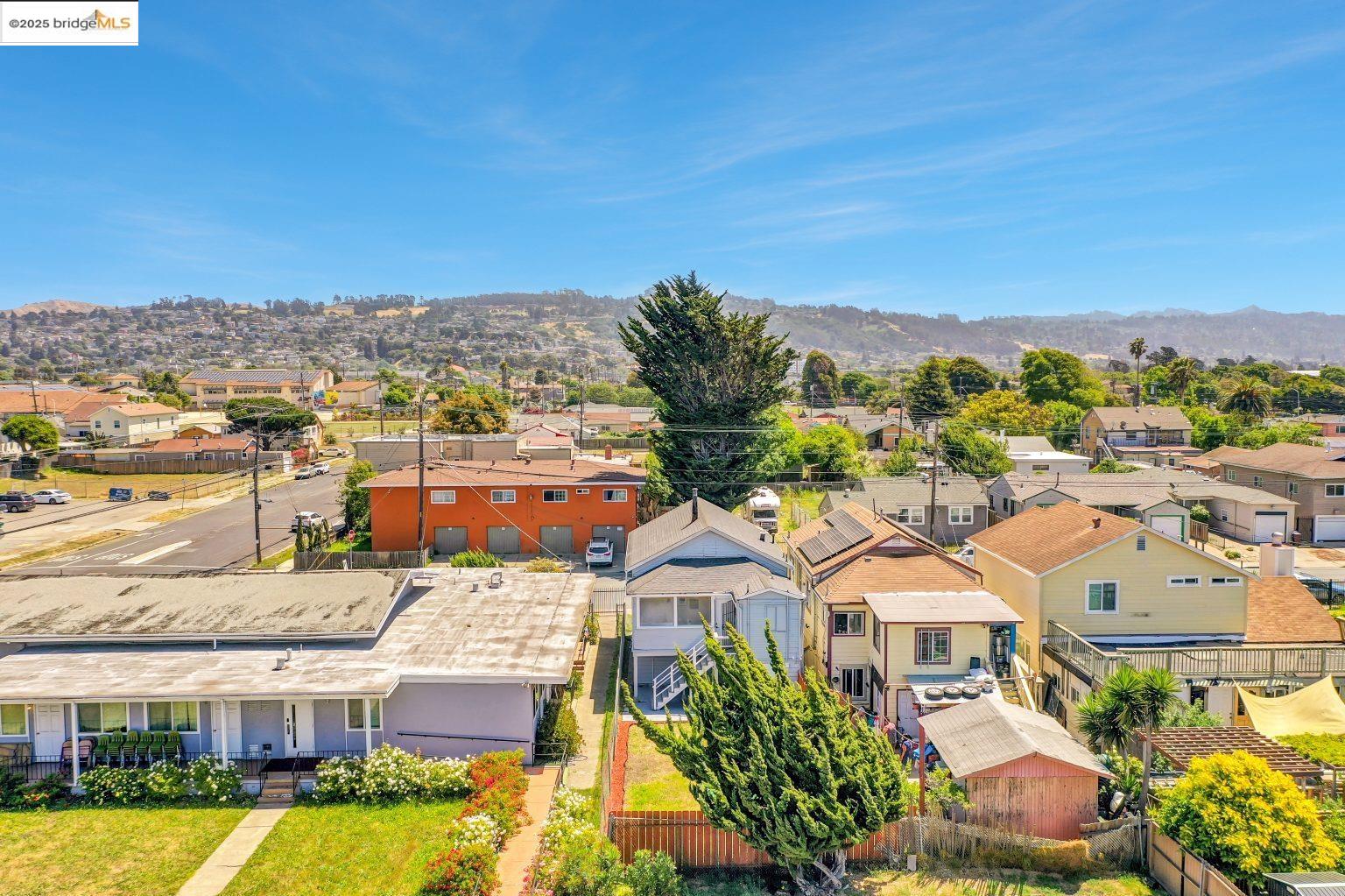 Detail Gallery Image 44 of 46 For 319 S 37th St, Richmond,  CA 94804 - 4 Beds | 2 Baths