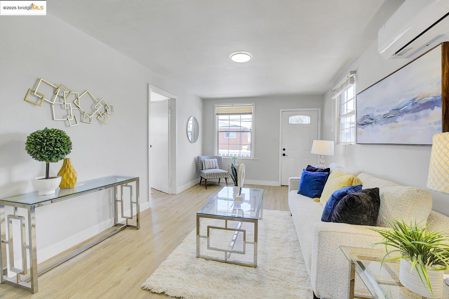 Detail Gallery Image 7 of 46 For 319 S 37th St, Richmond,  CA 94804 - 4 Beds | 2 Baths