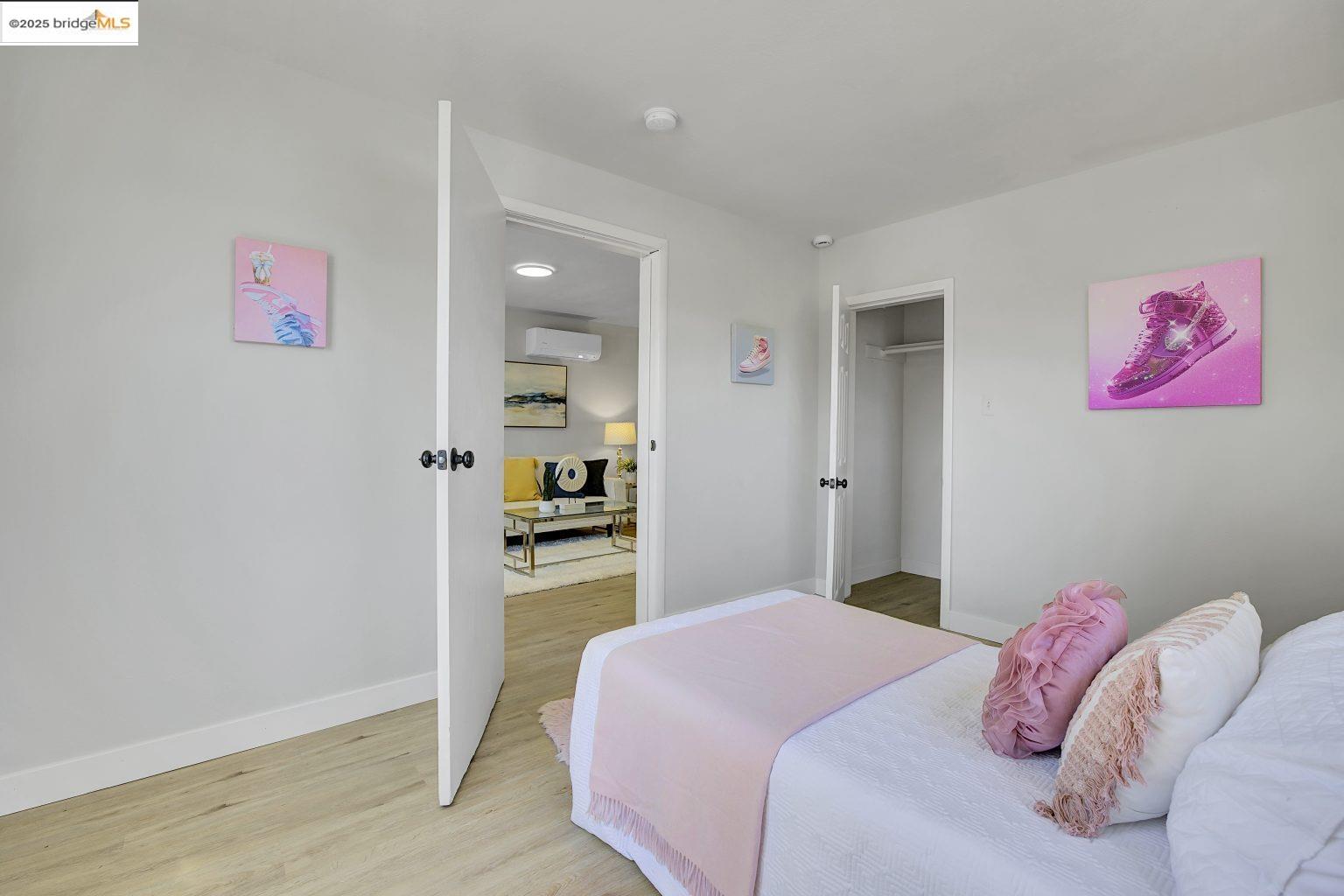 Detail Gallery Image 9 of 46 For 319 S 37th St, Richmond,  CA 94804 - 4 Beds | 2 Baths