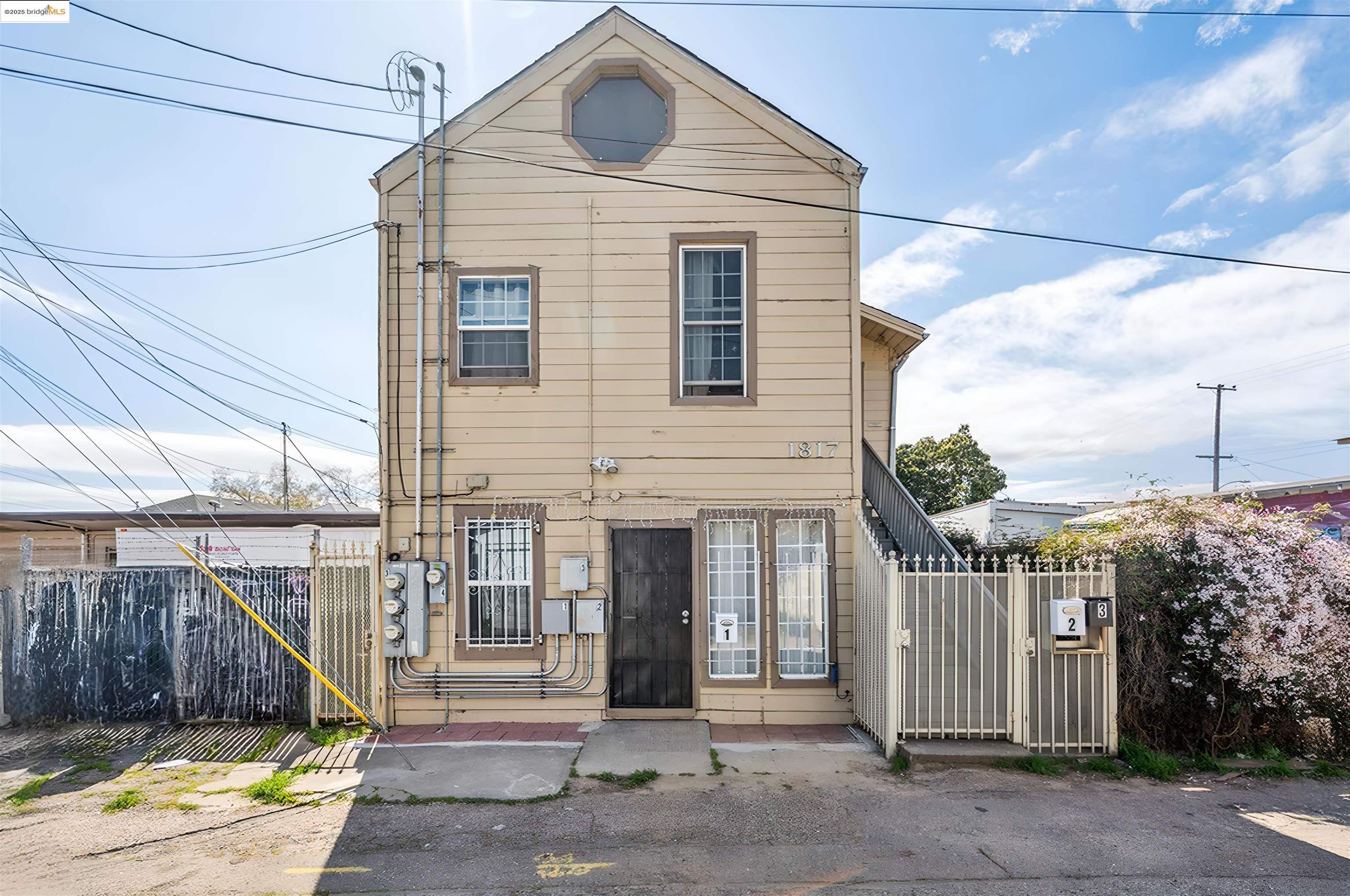 Detail Gallery Image 2 of 44 For 1820 International Blvd, Oakland,  CA 94606 - – Beds | – Baths