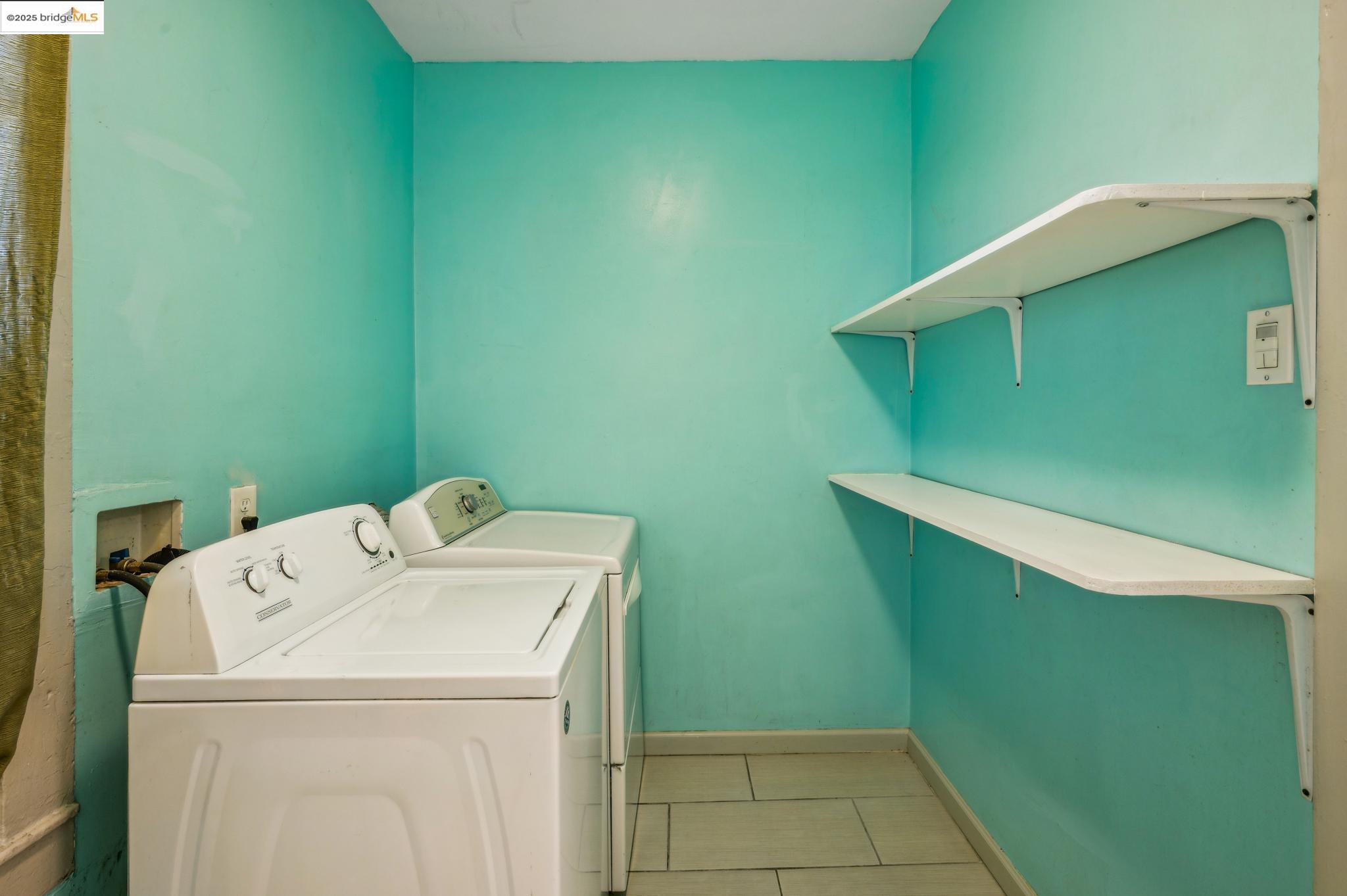 Detail Gallery Image 20 of 44 For 1820 International Blvd, Oakland,  CA 94606 - – Beds | – Baths