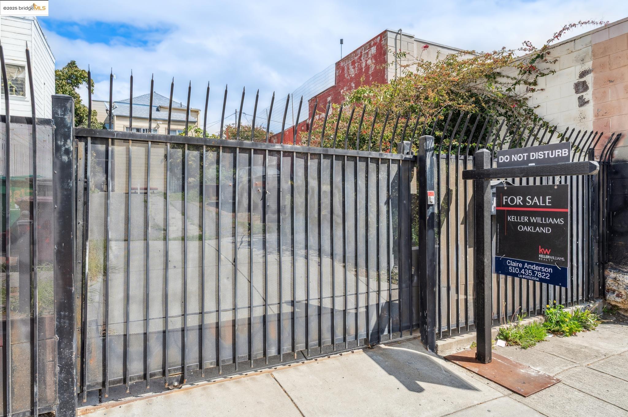 Detail Gallery Image 35 of 44 For 1820 International Blvd, Oakland,  CA 94606 - – Beds | – Baths