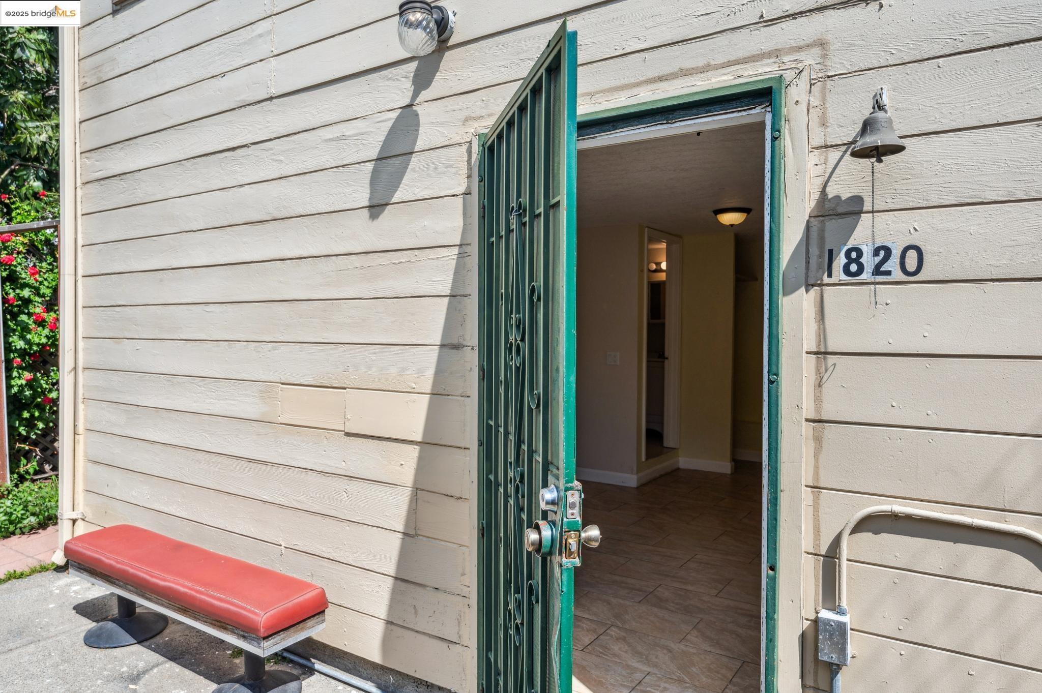 Detail Gallery Image 38 of 44 For 1820 International Blvd, Oakland,  CA 94606 - – Beds | – Baths