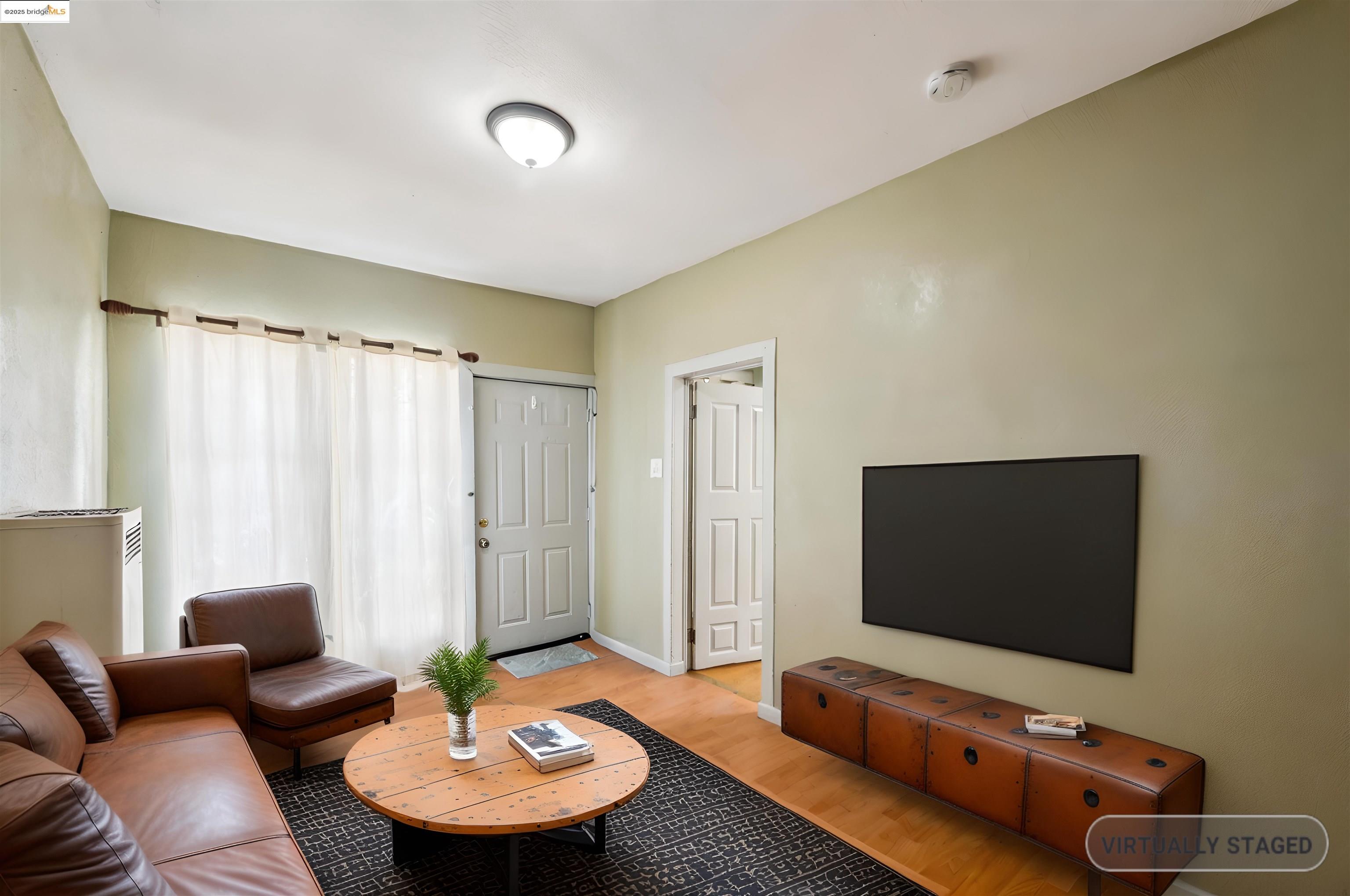 Detail Gallery Image 6 of 44 For 1820 International Blvd, Oakland,  CA 94606 - – Beds | – Baths