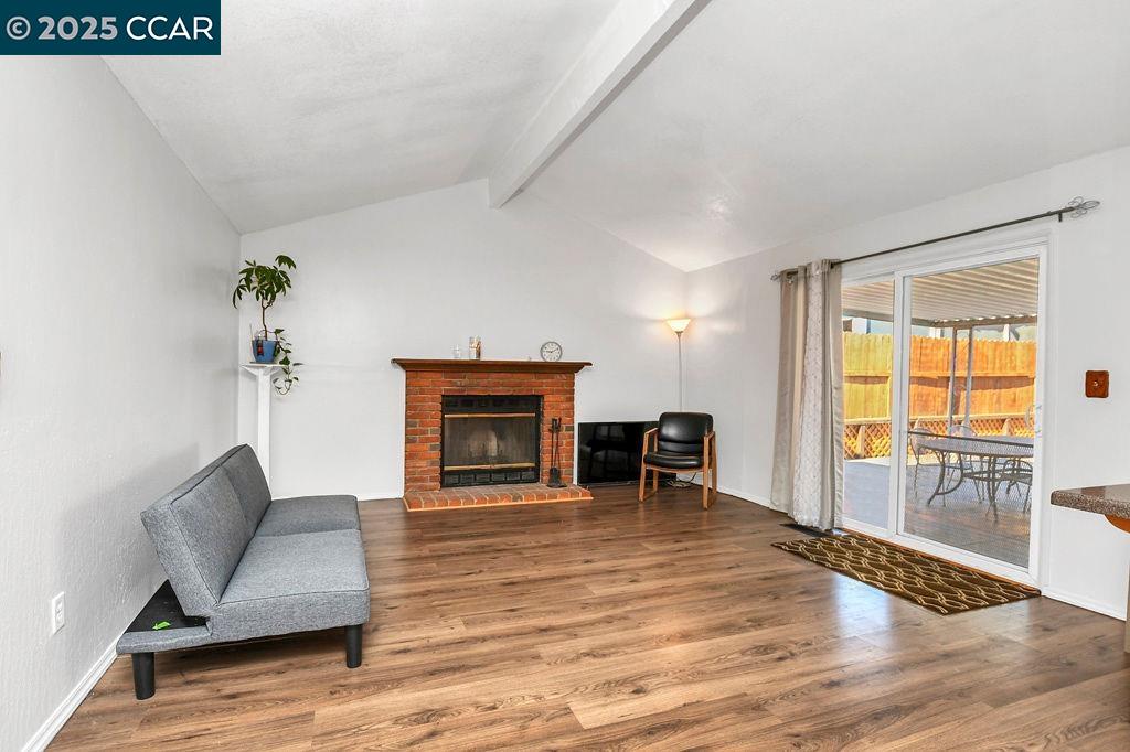 Detail Gallery Image 7 of 36 For 2256 Concord Dr, Pittsburg,  CA 94565-4479 - 3 Beds | 2 Baths