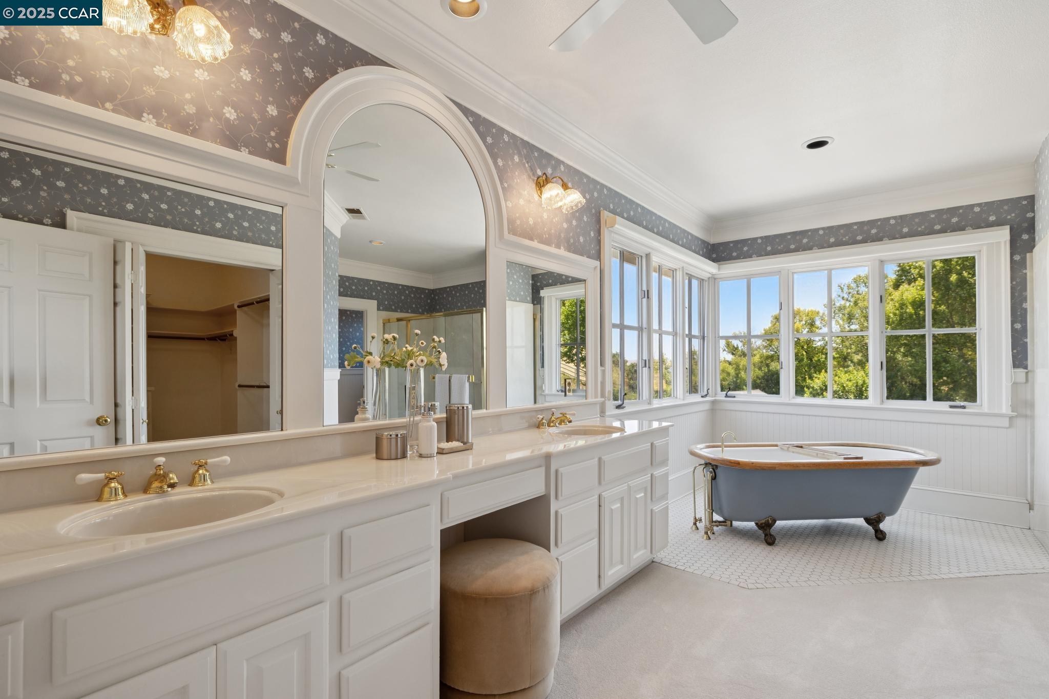 Detail Gallery Image 26 of 59 For 555 Highland Dr, Danville,  CA 94526 - 5 Beds | 3/1 Baths