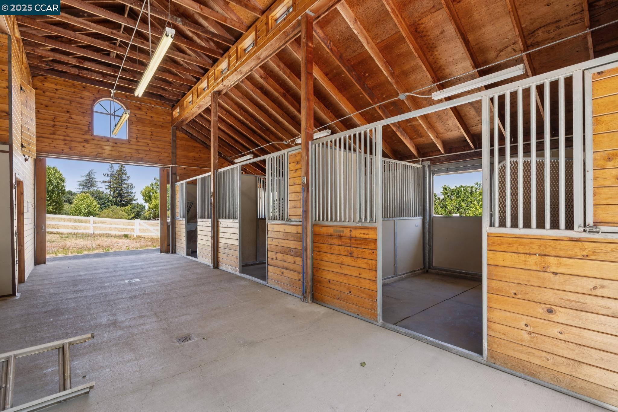 Detail Gallery Image 35 of 59 For 555 Highland Dr, Danville,  CA 94526 - 5 Beds | 3/1 Baths