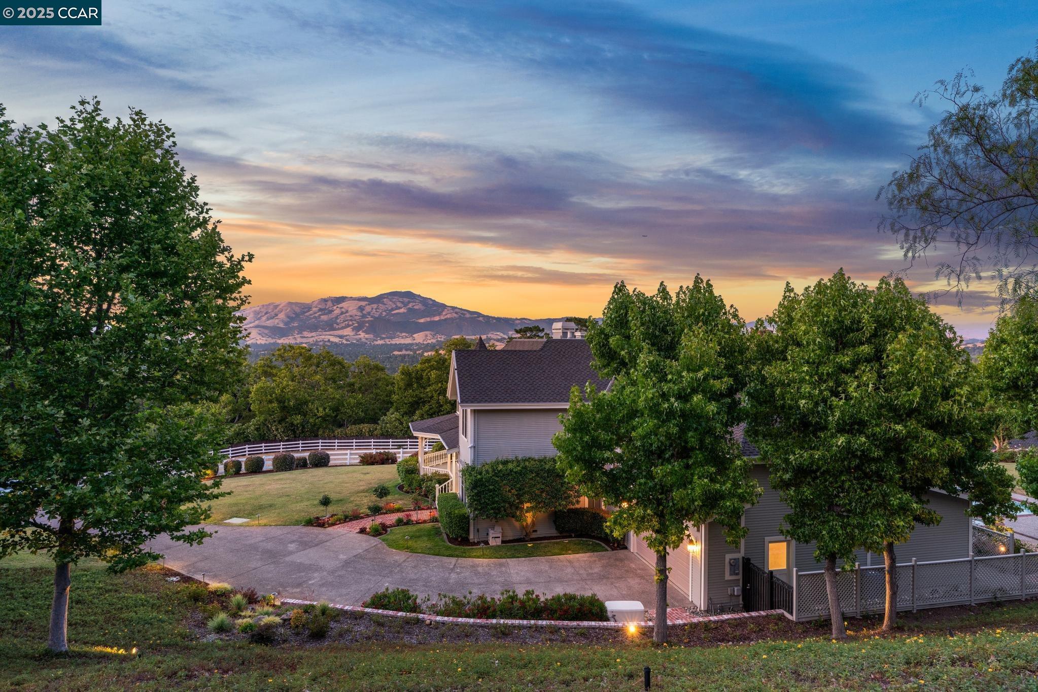 Detail Gallery Image 51 of 59 For 555 Highland Dr, Danville,  CA 94526 - 5 Beds | 3/1 Baths