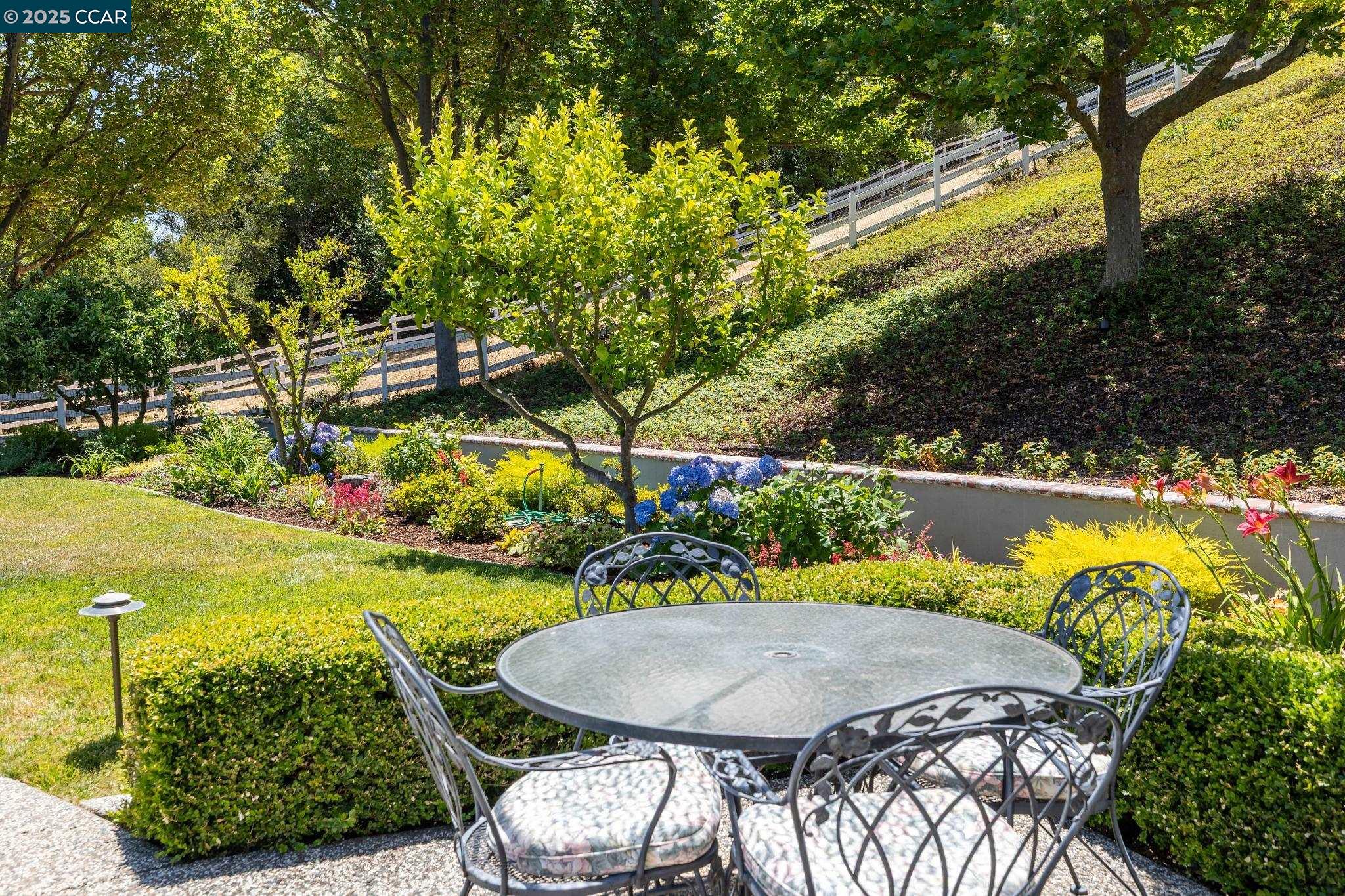 Detail Gallery Image 55 of 59 For 555 Highland Dr, Danville,  CA 94526 - 5 Beds | 3/1 Baths