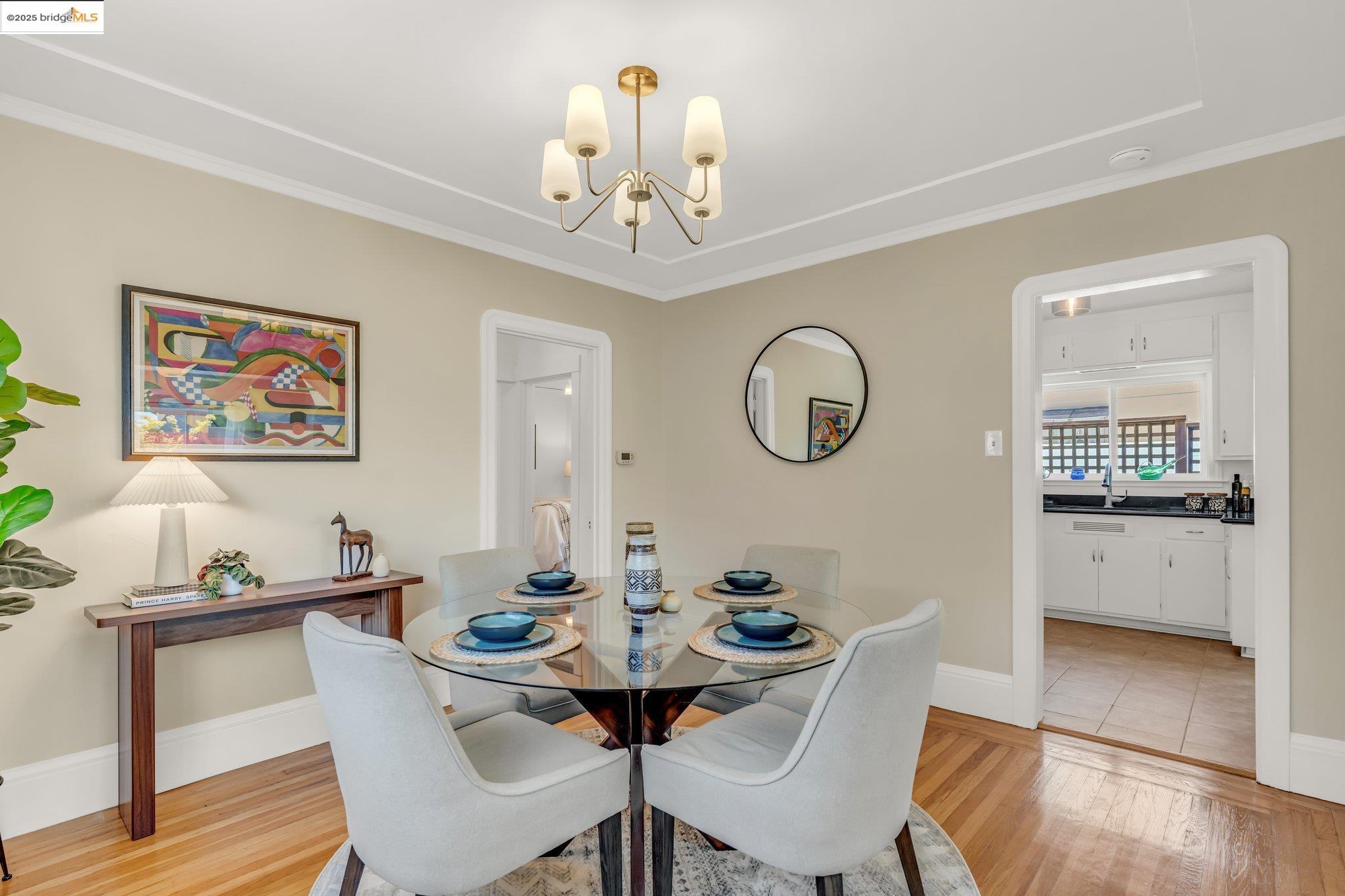 Detail Gallery Image 11 of 48 For 3671 38th Ave, Oakland,  CA 94619 - 3 Beds | 1/1 Baths