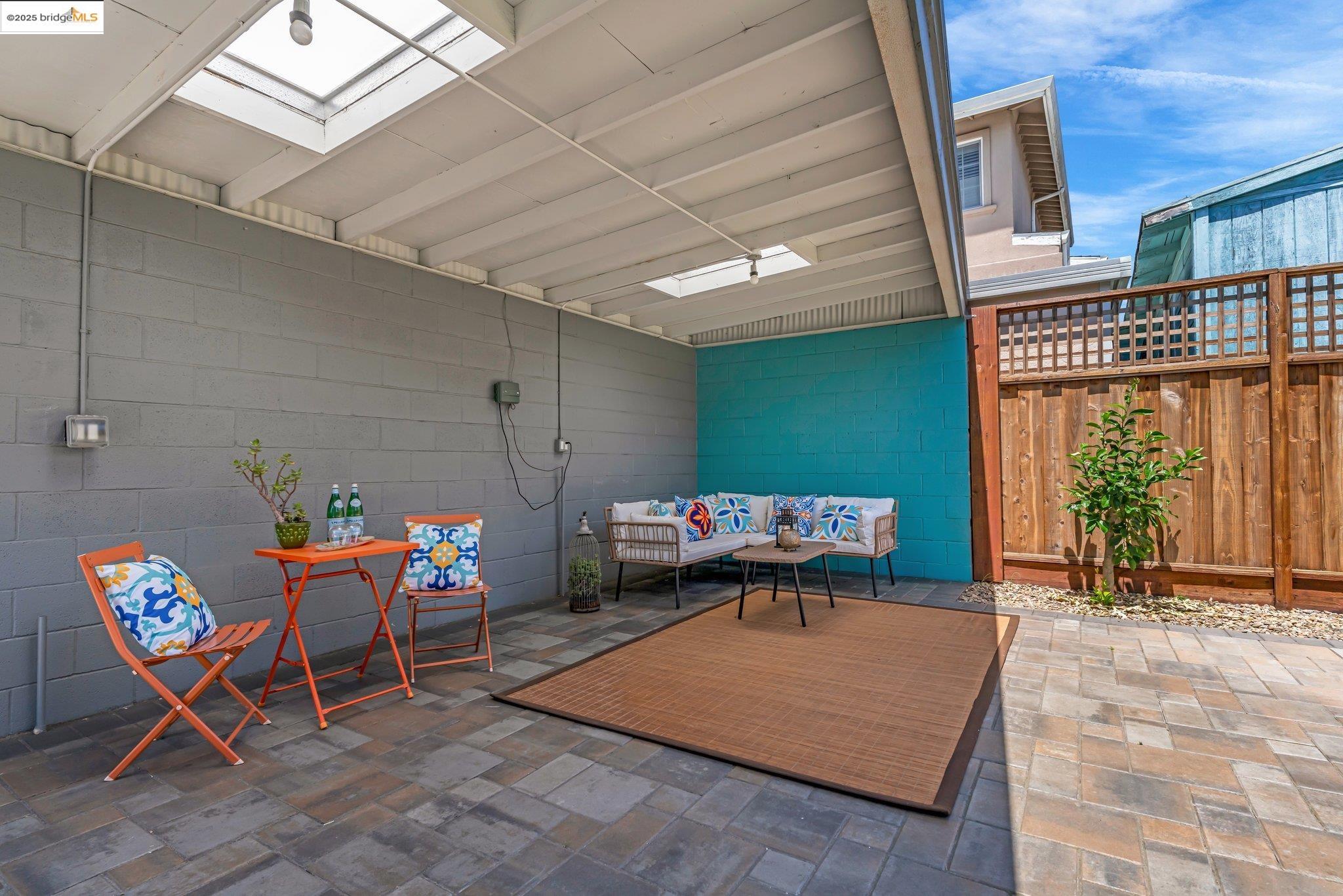 Detail Gallery Image 30 of 48 For 3671 38th Ave, Oakland,  CA 94619 - 3 Beds | 1/1 Baths