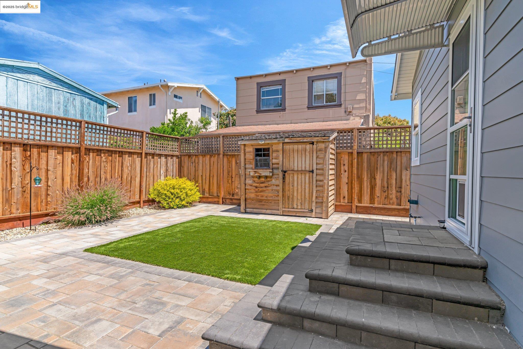 Detail Gallery Image 36 of 48 For 3671 38th Ave, Oakland,  CA 94619 - 3 Beds | 1/1 Baths
