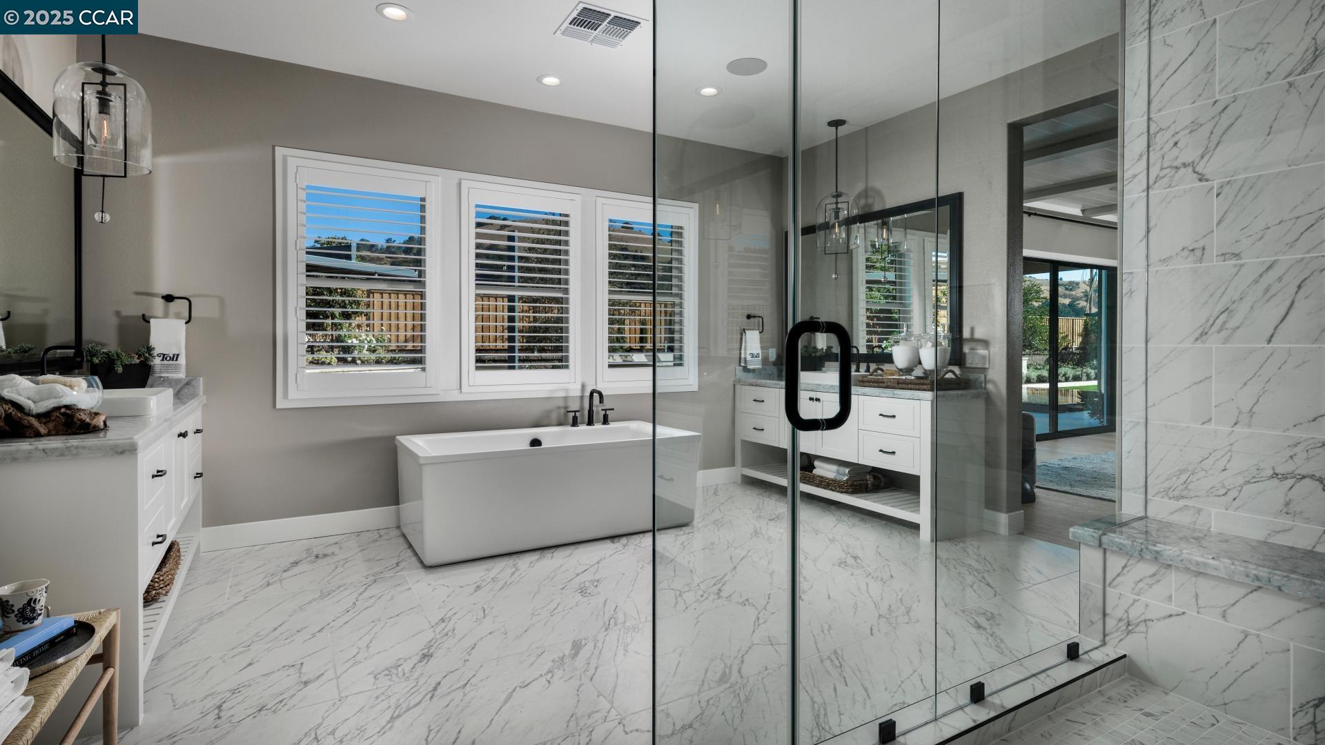 Detail Gallery Image 11 of 30 For 2155 via Santa Elena, Morgan Hill,  CA 95037 - 5 Beds | 5/1 Baths