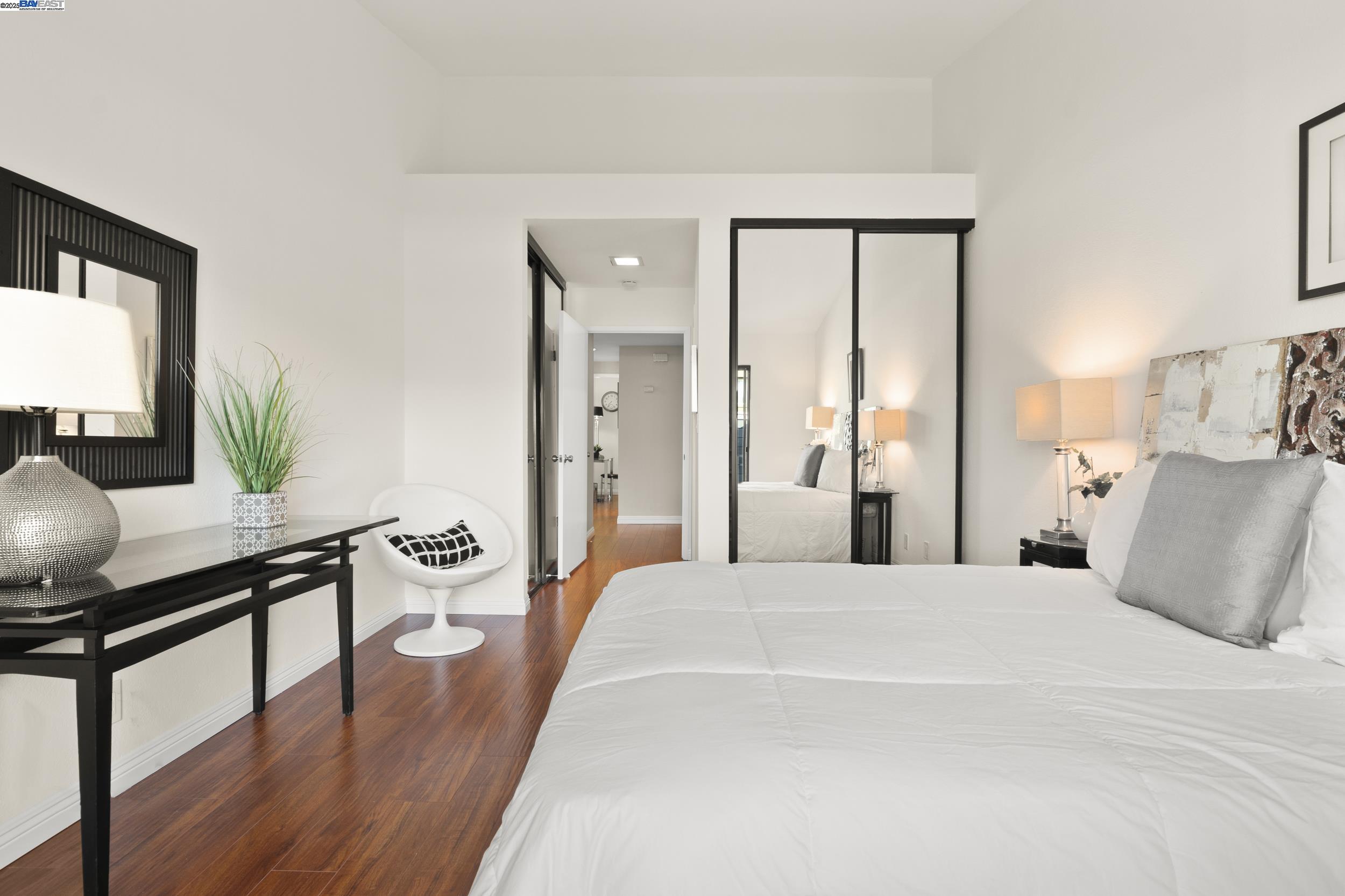 Detail Gallery Image 19 of 34 For 3525 Mcsherry Way, Alameda,  CA 94502 - 2 Beds | 2 Baths