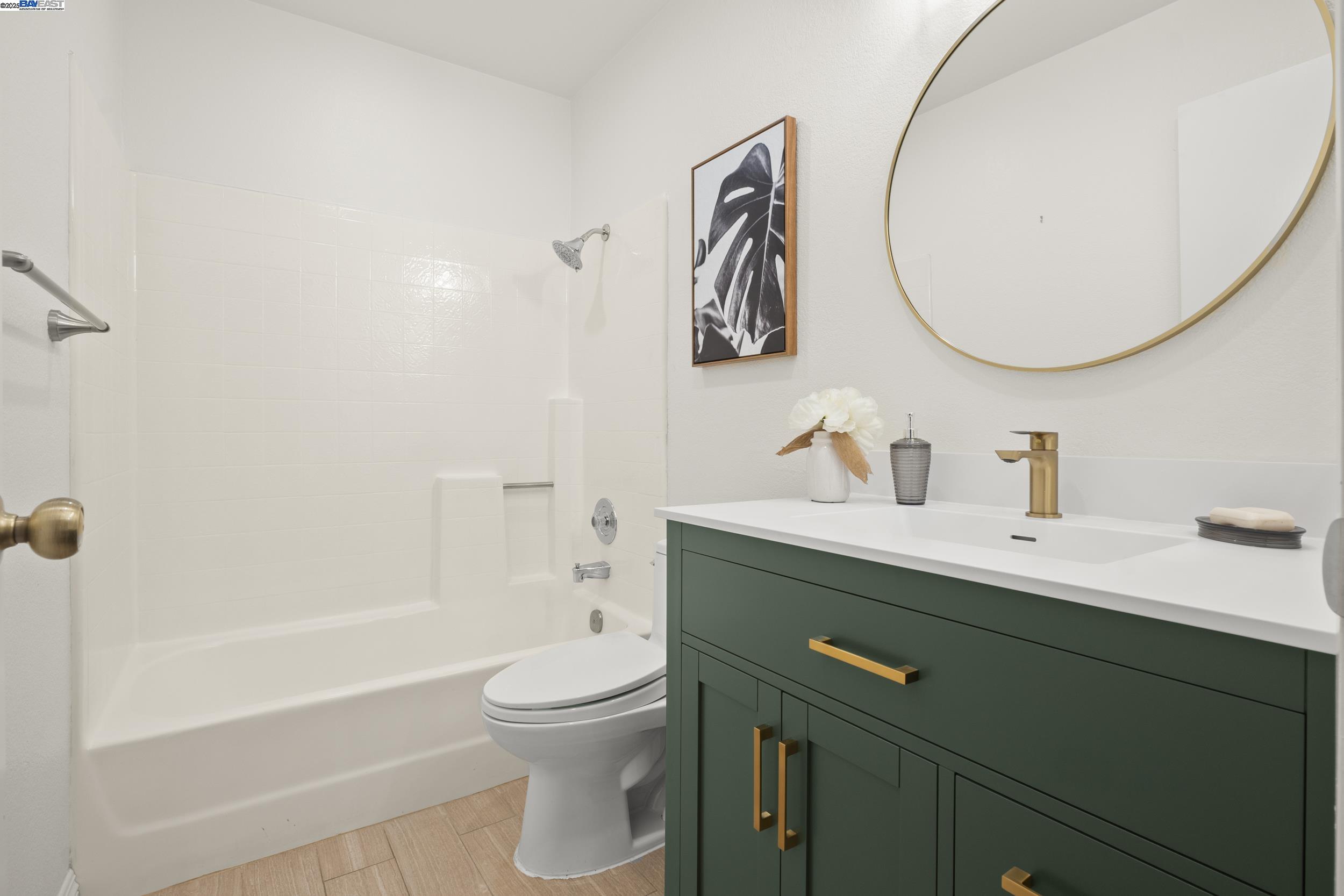 Detail Gallery Image 21 of 34 For 3525 Mcsherry Way, Alameda,  CA 94502 - 2 Beds | 2 Baths
