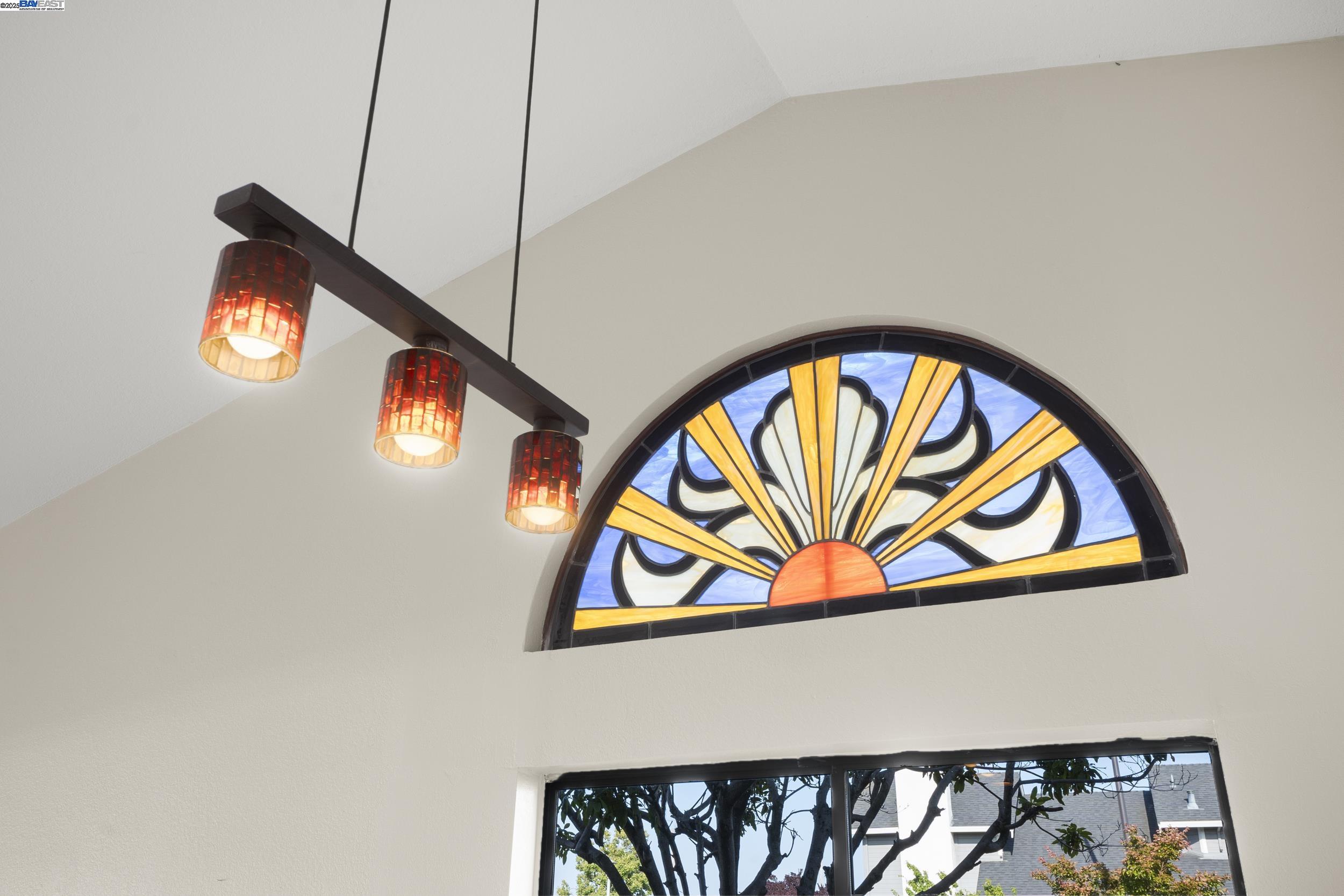 Detail Gallery Image 8 of 34 For 3525 Mcsherry Way, Alameda,  CA 94502 - 2 Beds | 2 Baths
