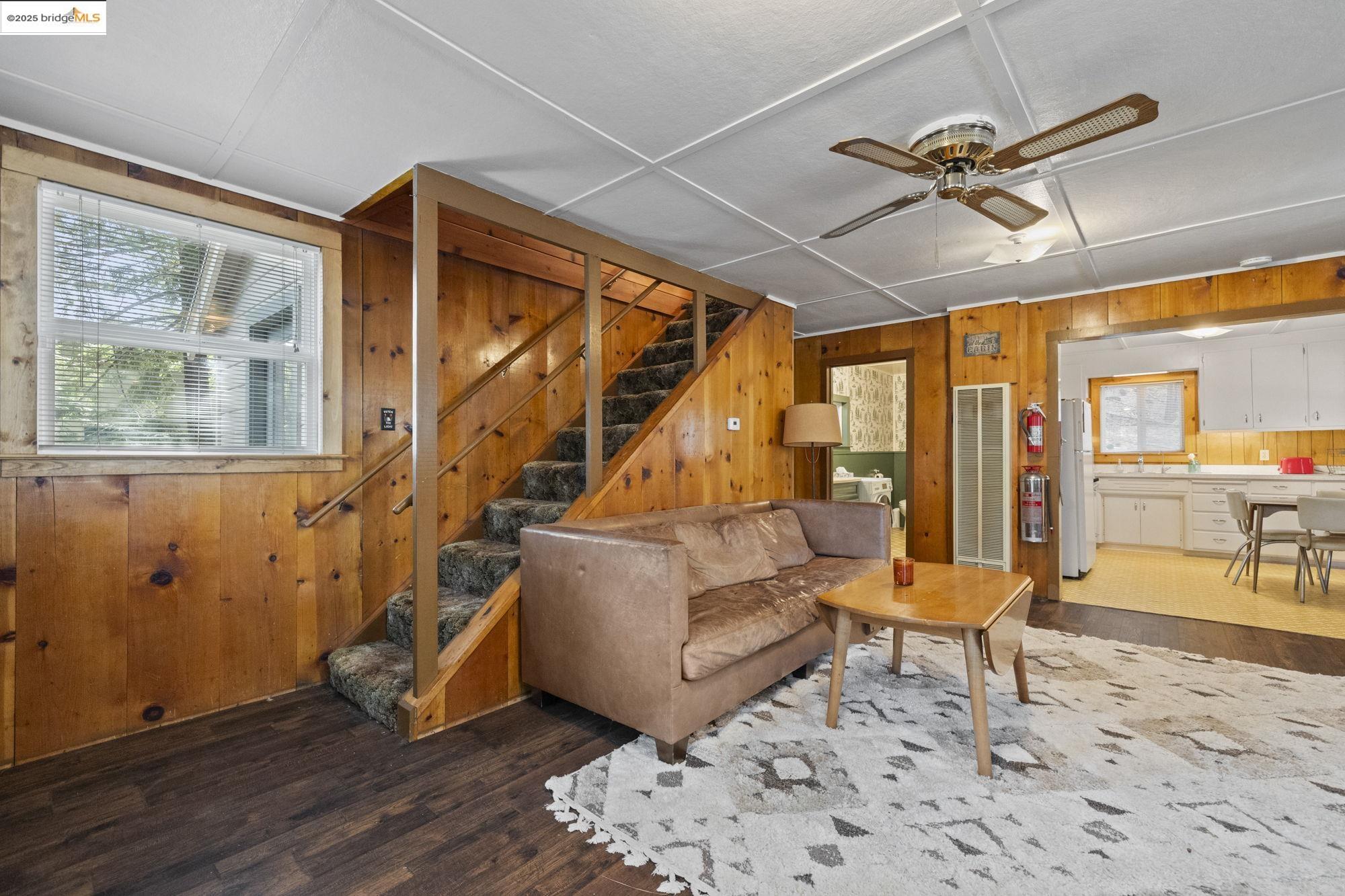 Detail Gallery Image 7 of 29 For 22762 W Ellmaro, Long Barn,  CA 95335 - 3 Beds | 1/1 Baths