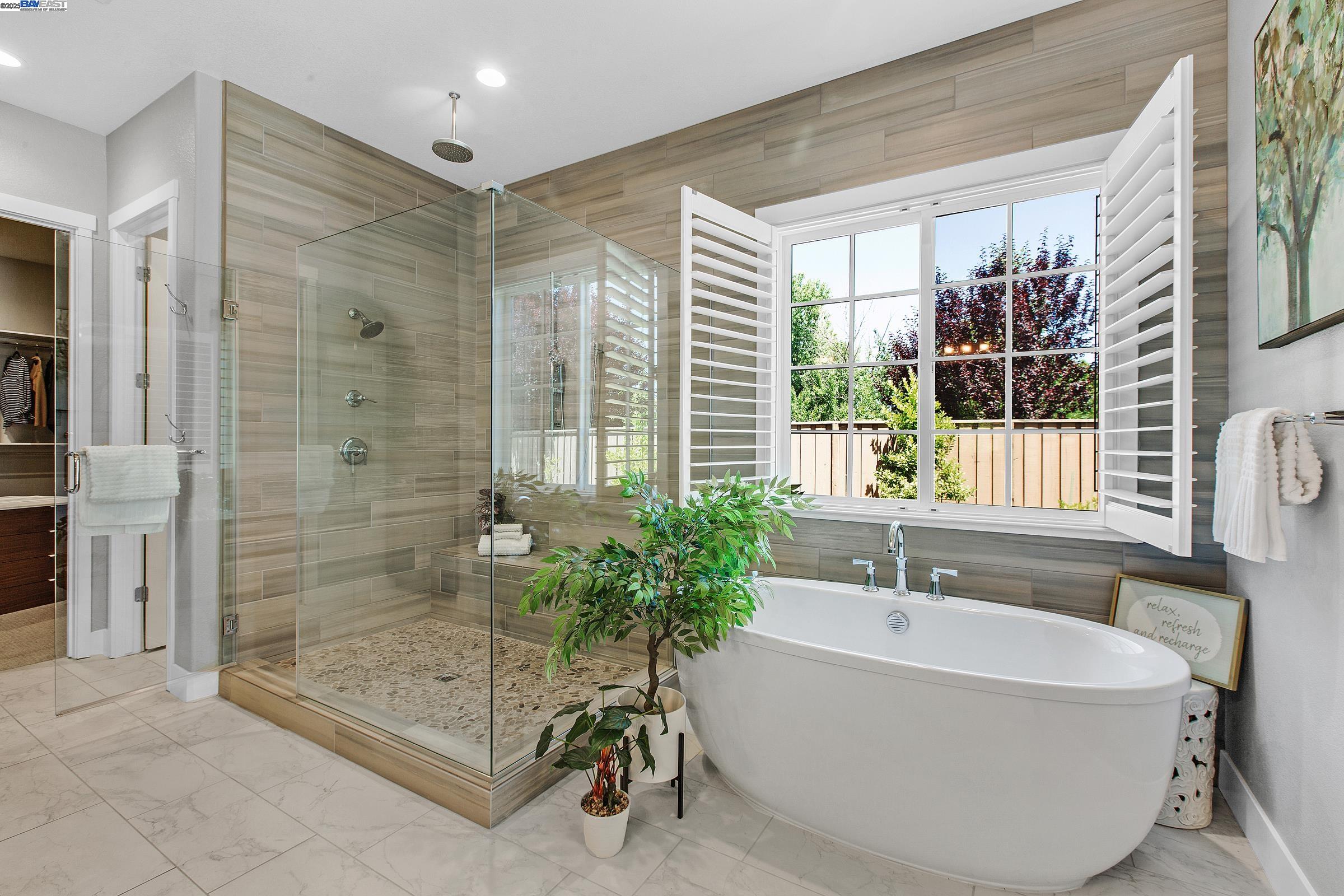 Detail Gallery Image 21 of 54 For 5715 Melinda Way, Pleasanton,  CA 94566 - 4 Beds | 4/1 Baths