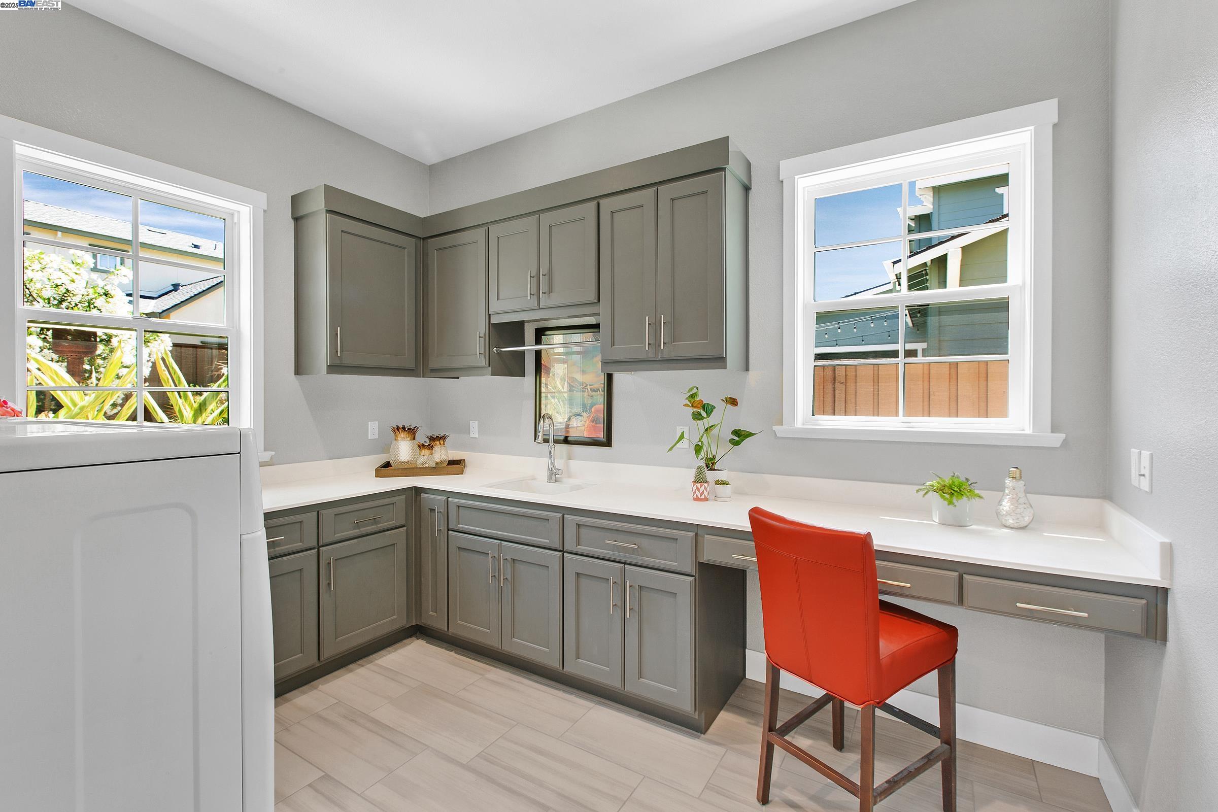 Detail Gallery Image 29 of 54 For 5715 Melinda Way, Pleasanton,  CA 94566 - 4 Beds | 4/1 Baths