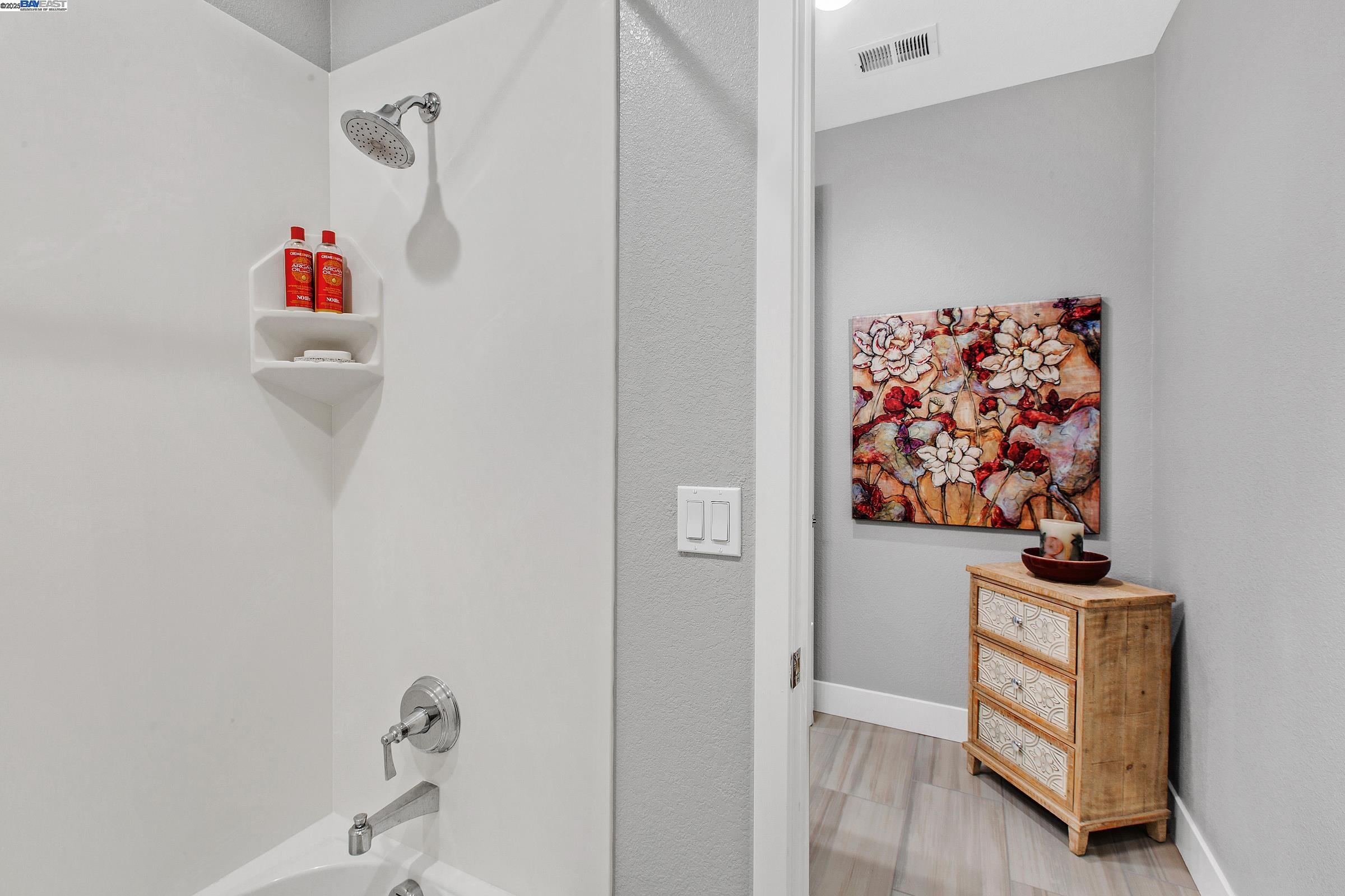 Detail Gallery Image 38 of 54 For 5715 Melinda Way, Pleasanton,  CA 94566 - 4 Beds | 4/1 Baths