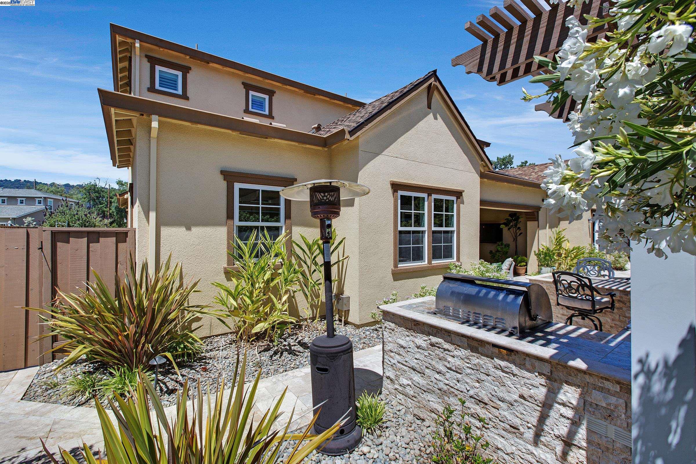 Detail Gallery Image 52 of 54 For 5715 Melinda Way, Pleasanton,  CA 94566 - 4 Beds | 4/1 Baths