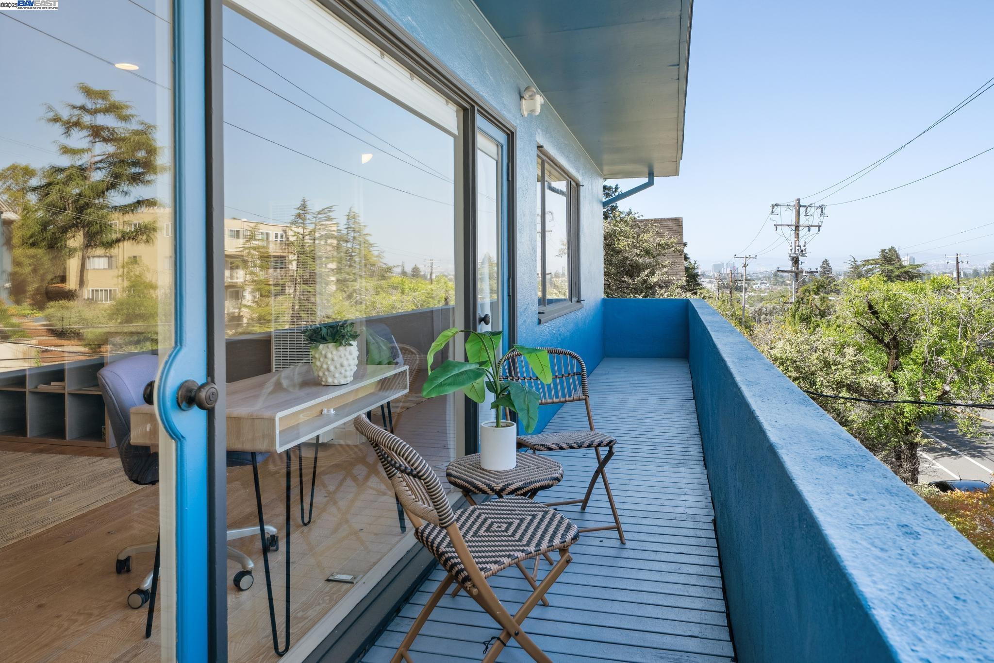 Detail Gallery Image 17 of 37 For 5936 Broadway, Oakland,  CA 94618 - – Beds | – Baths