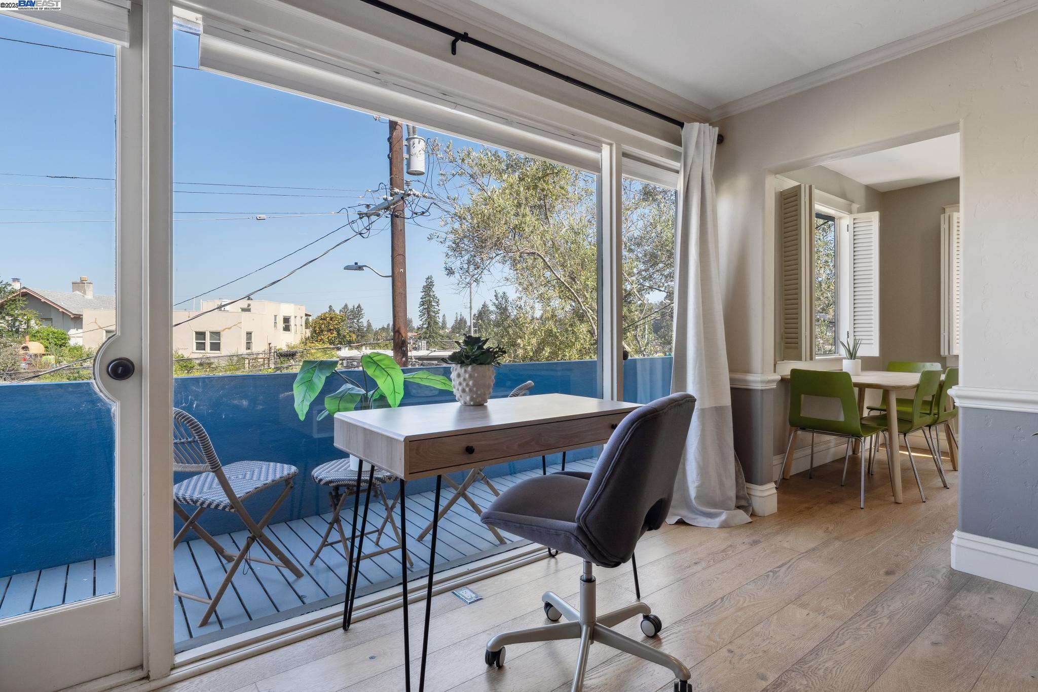 Detail Gallery Image 9 of 37 For 5936 Broadway, Oakland,  CA 94618 - – Beds | – Baths