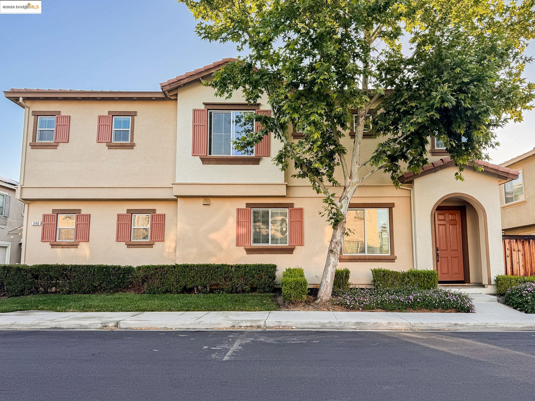 Detail Gallery Image 1 of 1 For 248 Alta St, Brentwood,  CA 94513 - 4 Beds | 2/1 Baths