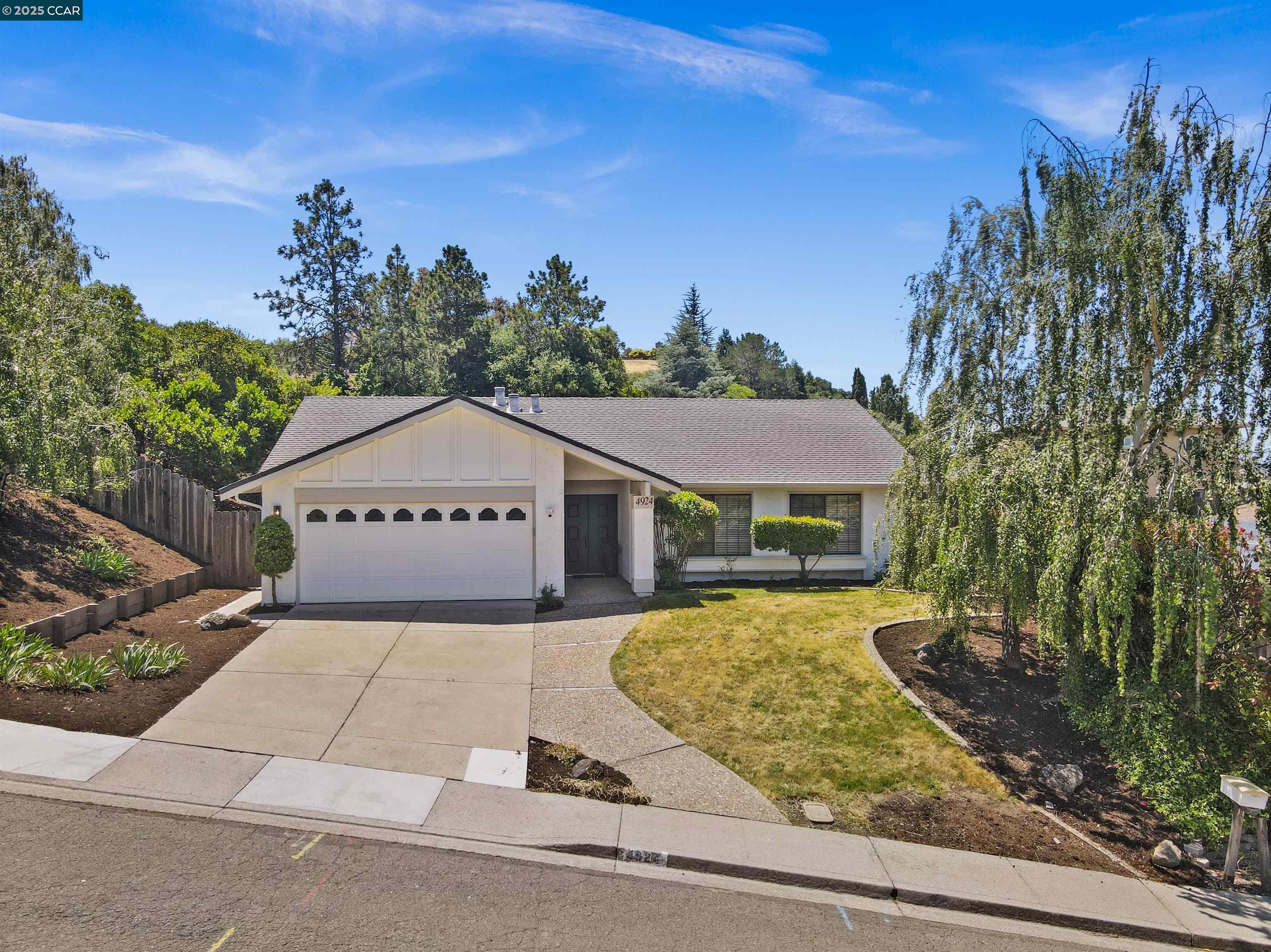 Detail Gallery Image 1 of 1 For 4924 Rocky Rd, Richmond,  CA 94803 - 3 Beds | 2 Baths